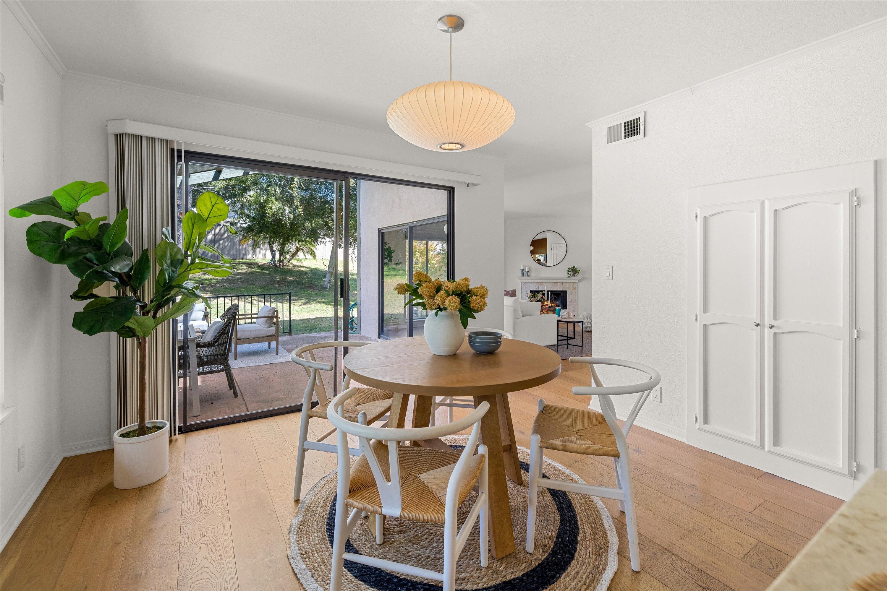 280 N La Cumbre Road