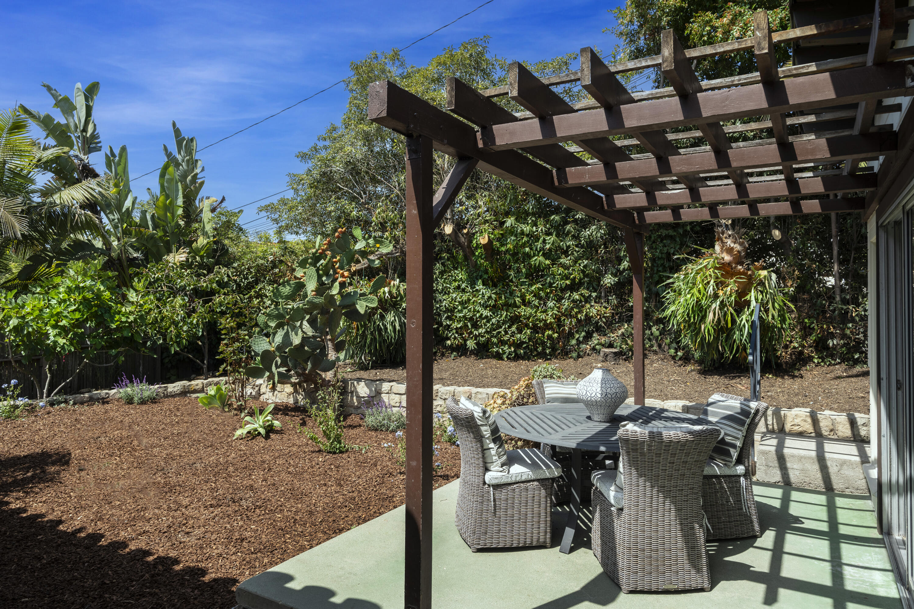 1221 Diana Road