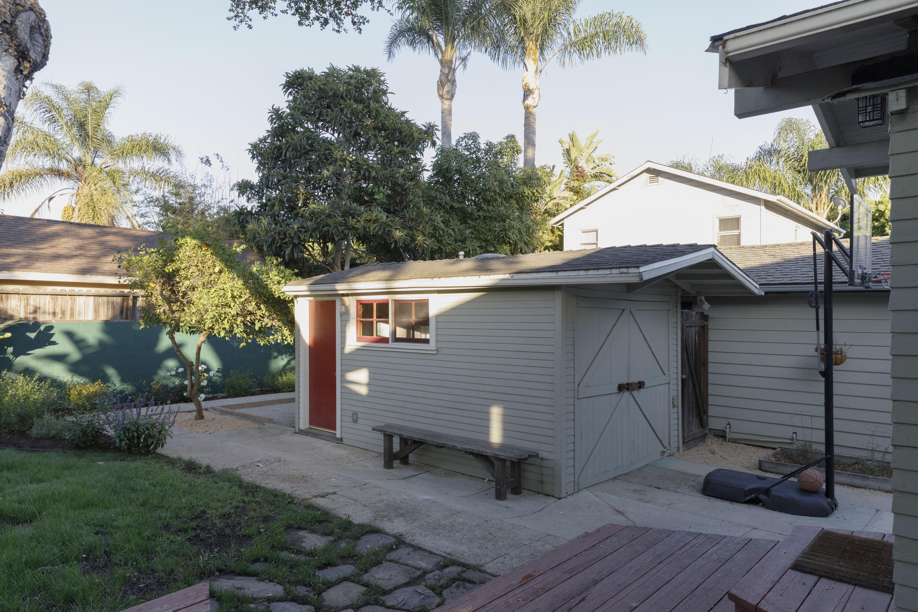 1410 Chino Street