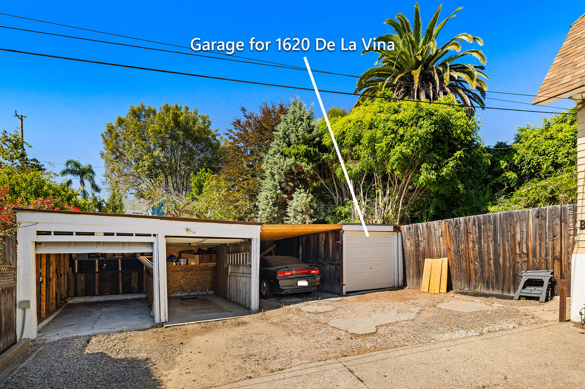 1620 De La Vina Street
