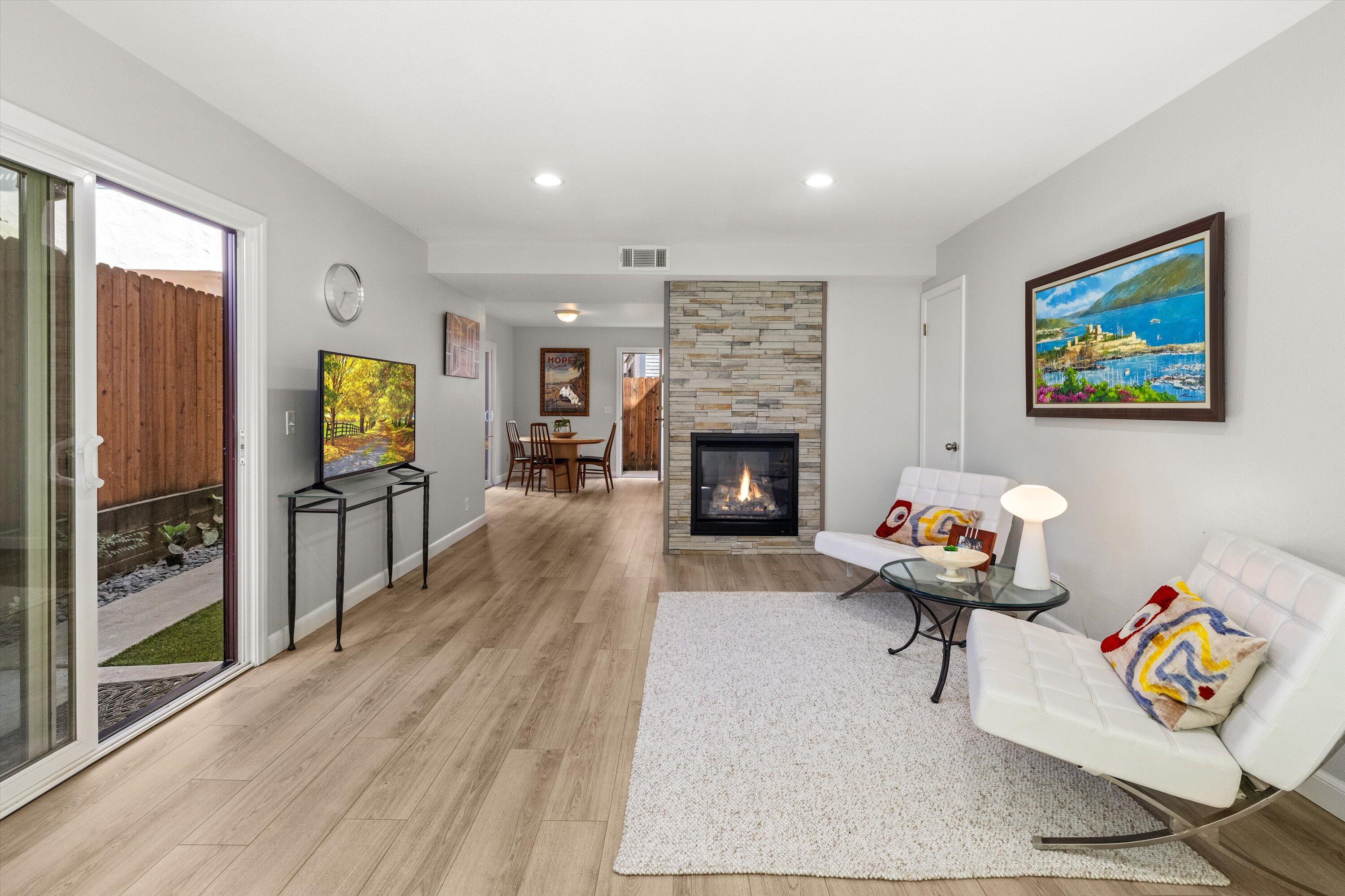 25 Ocean View Avenue, A2