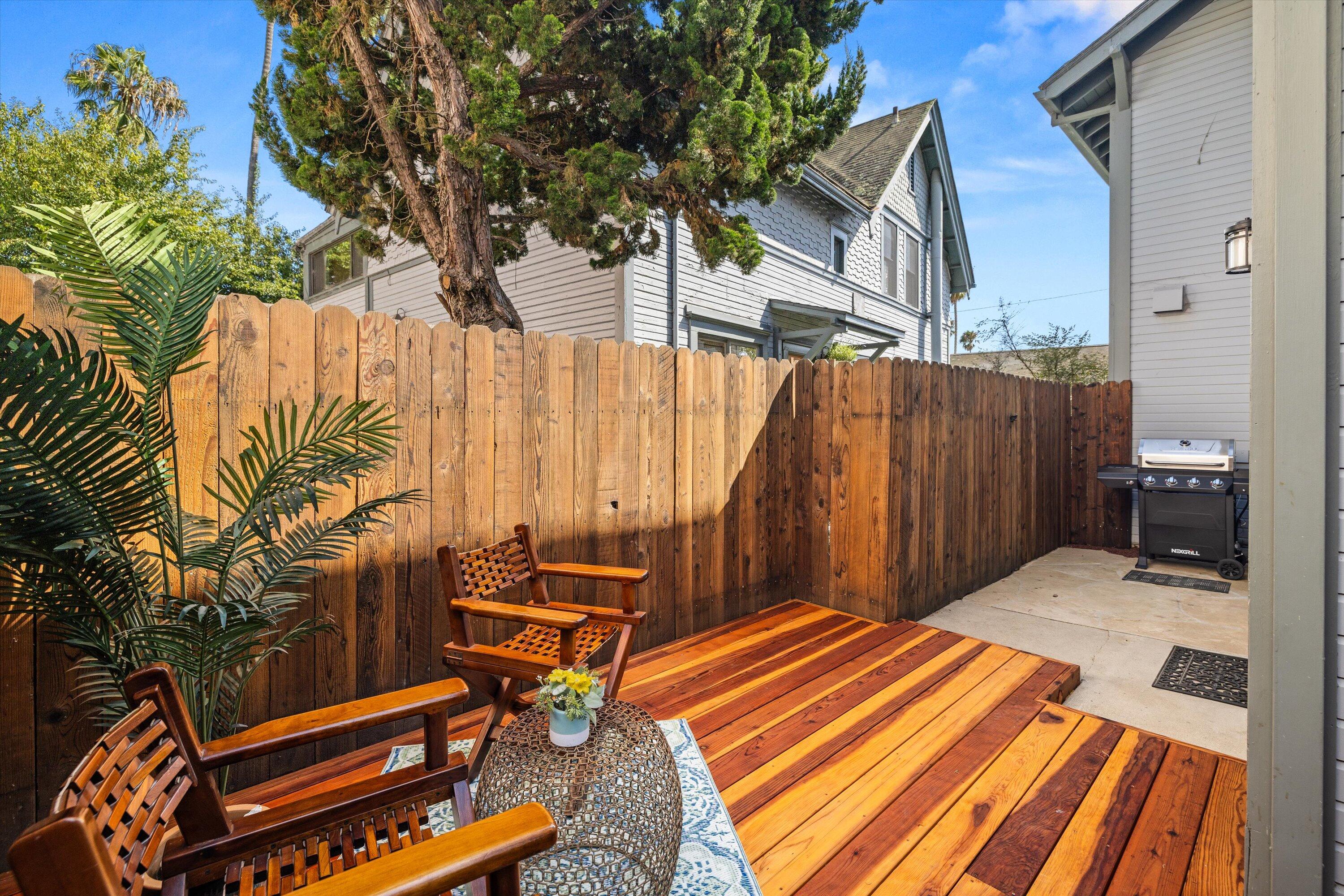25 Ocean View Avenue, A2