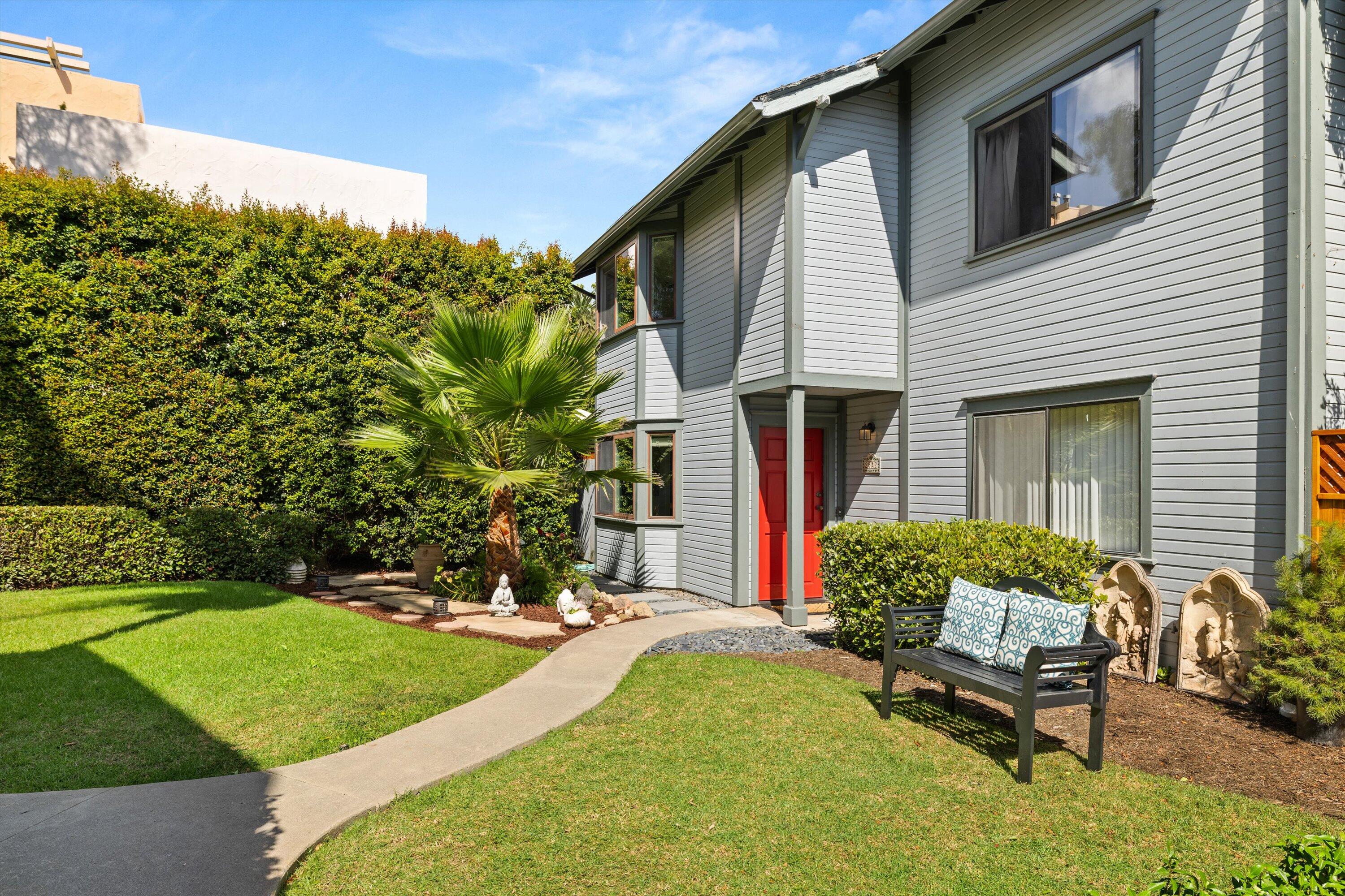 25 Ocean View Avenue, A2