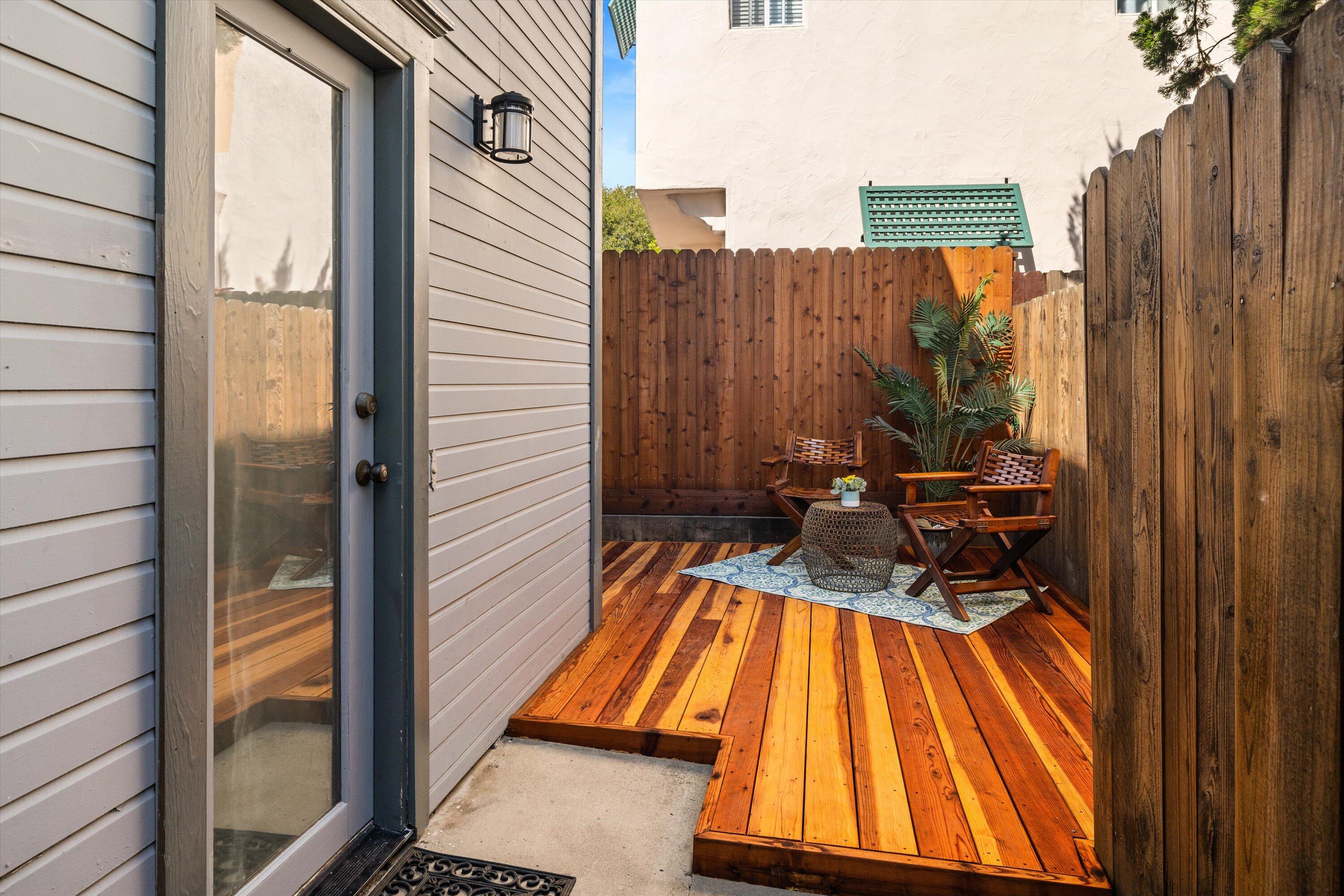 25 Ocean View Avenue, A2