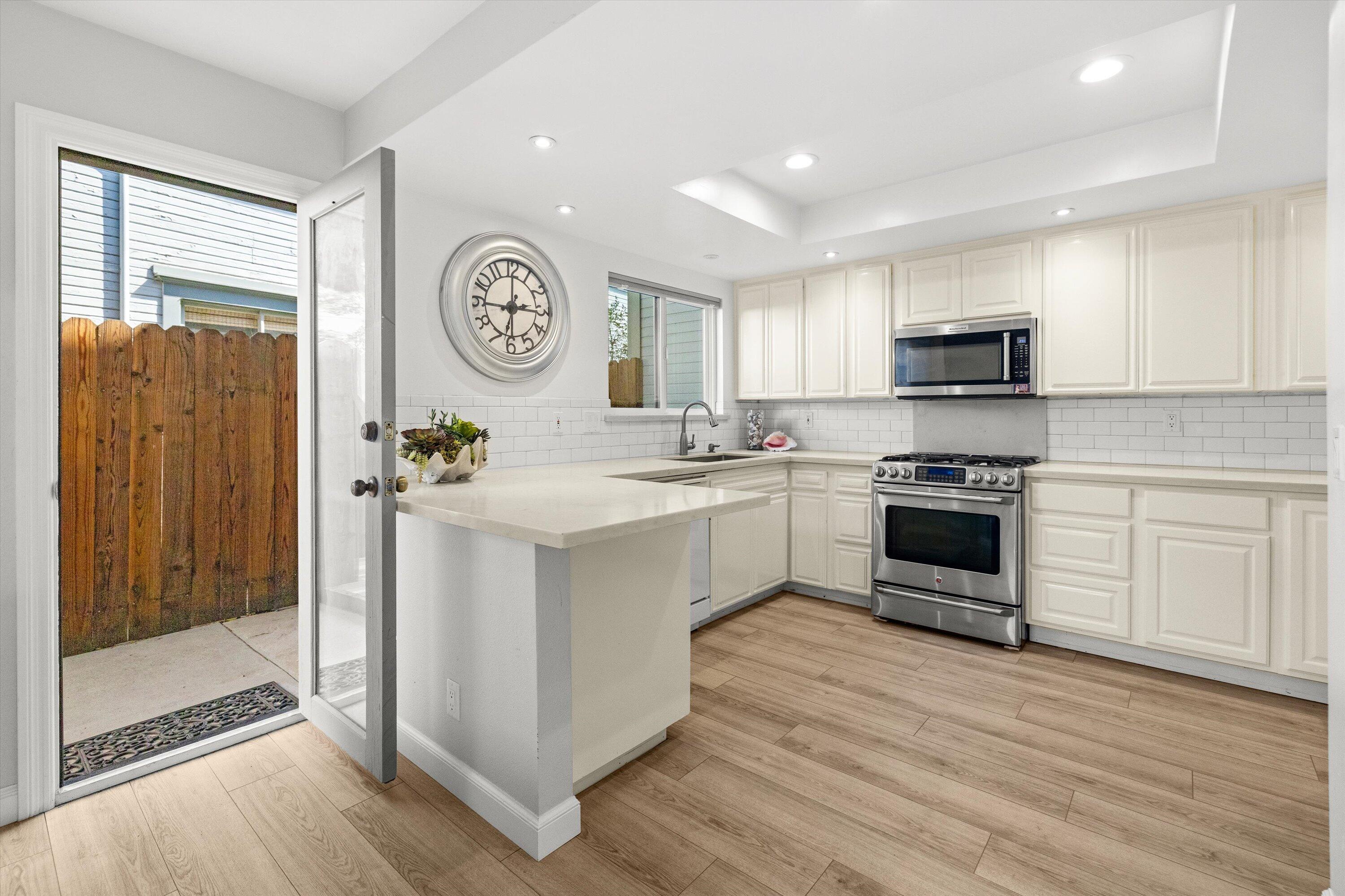 25 Ocean View Avenue, A2