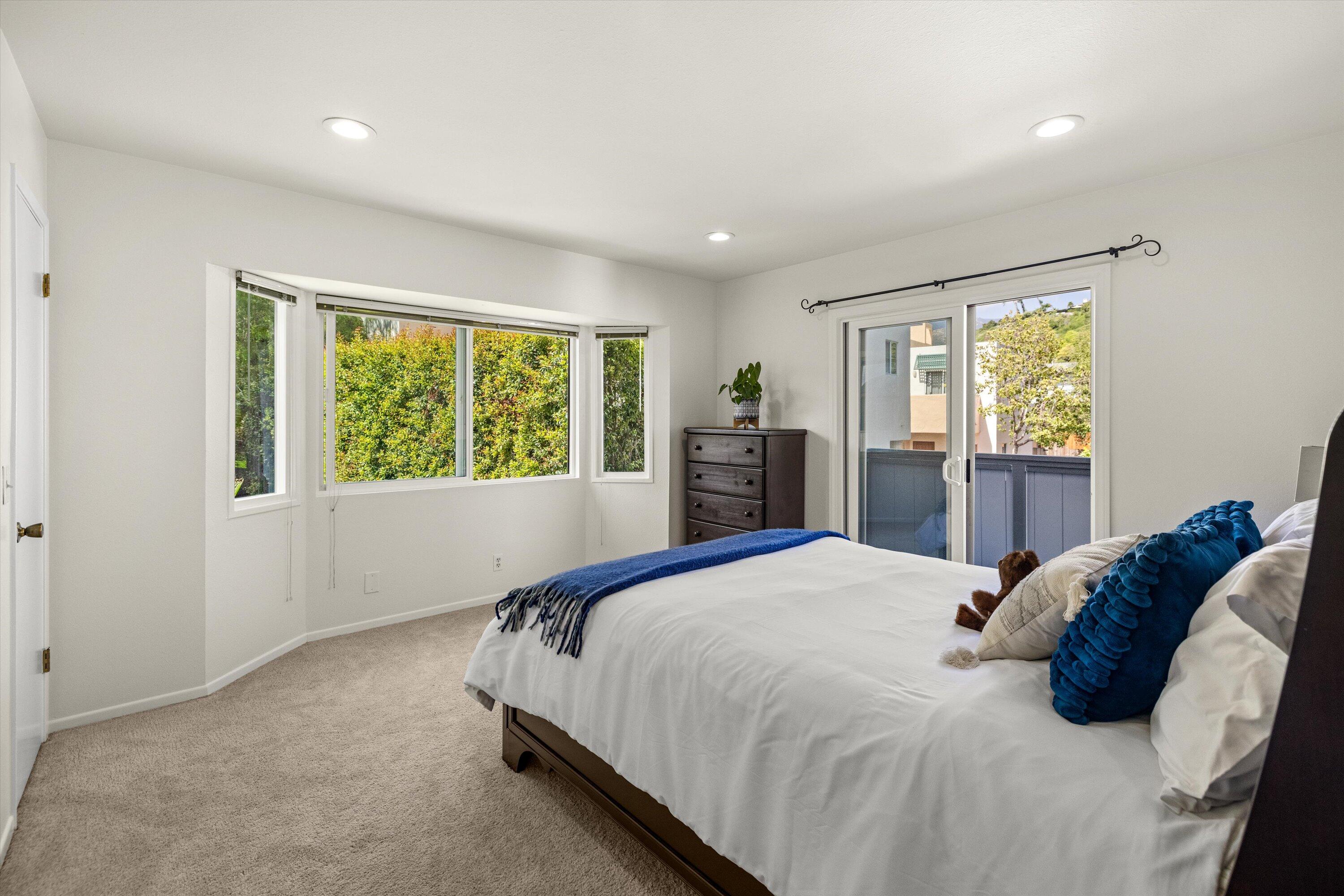 25 Ocean View Avenue, A2
