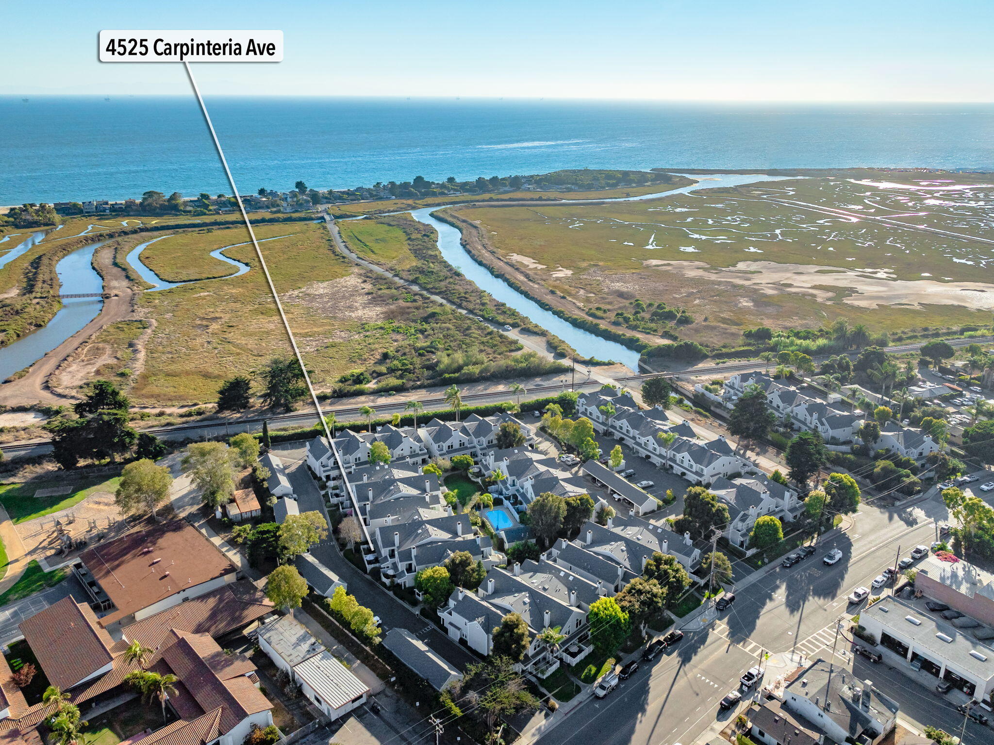 4525 Carpinteria Avenue Unit: A