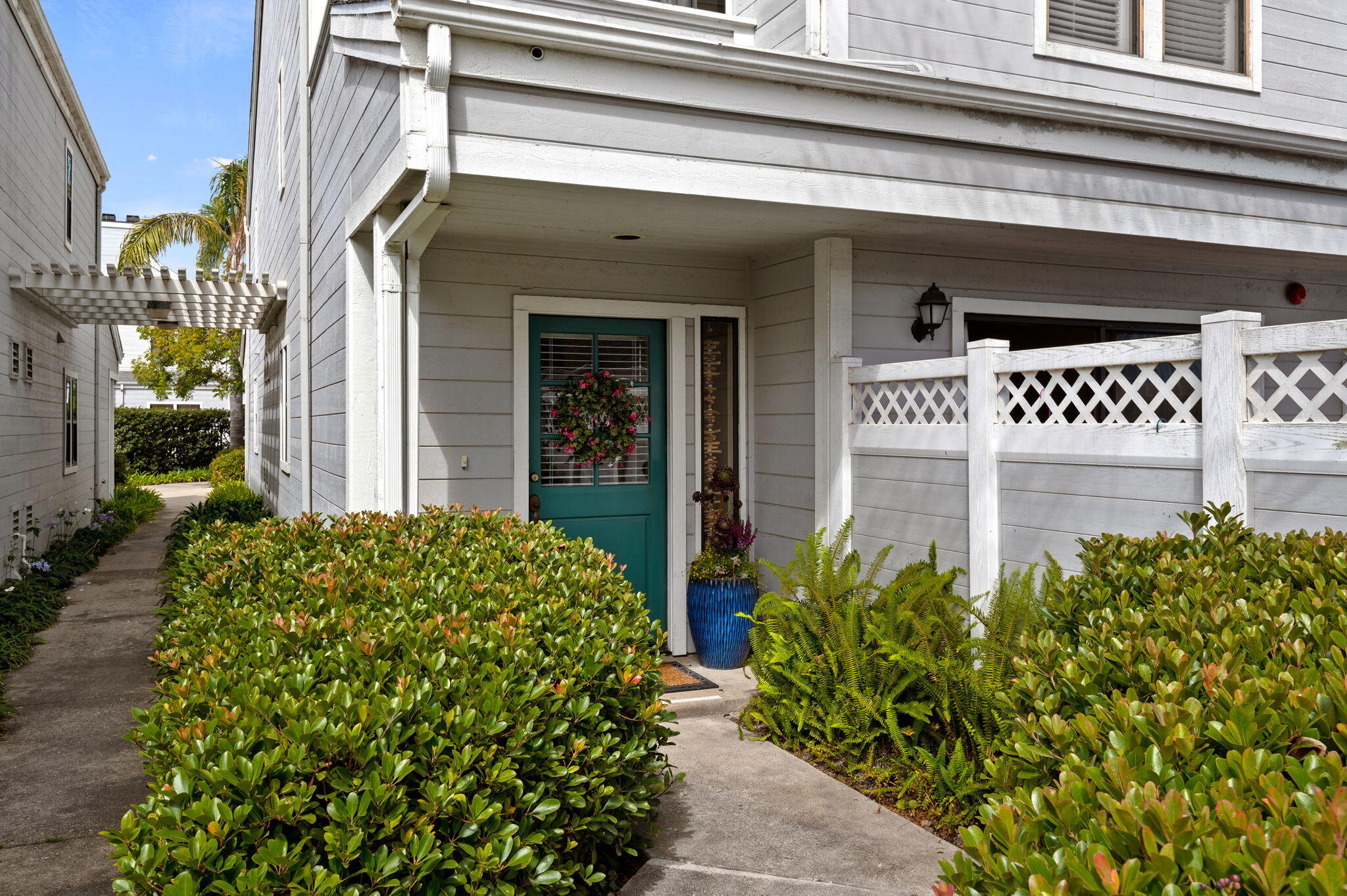 4525 Carpinteria Avenue Unit: A