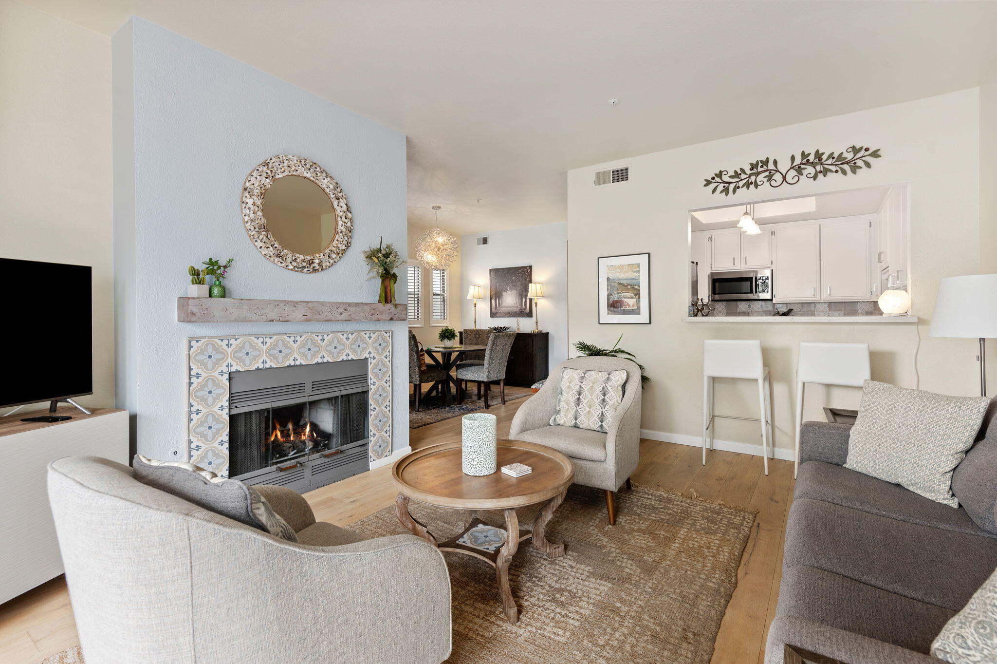4525 Carpinteria Avenue Unit: A