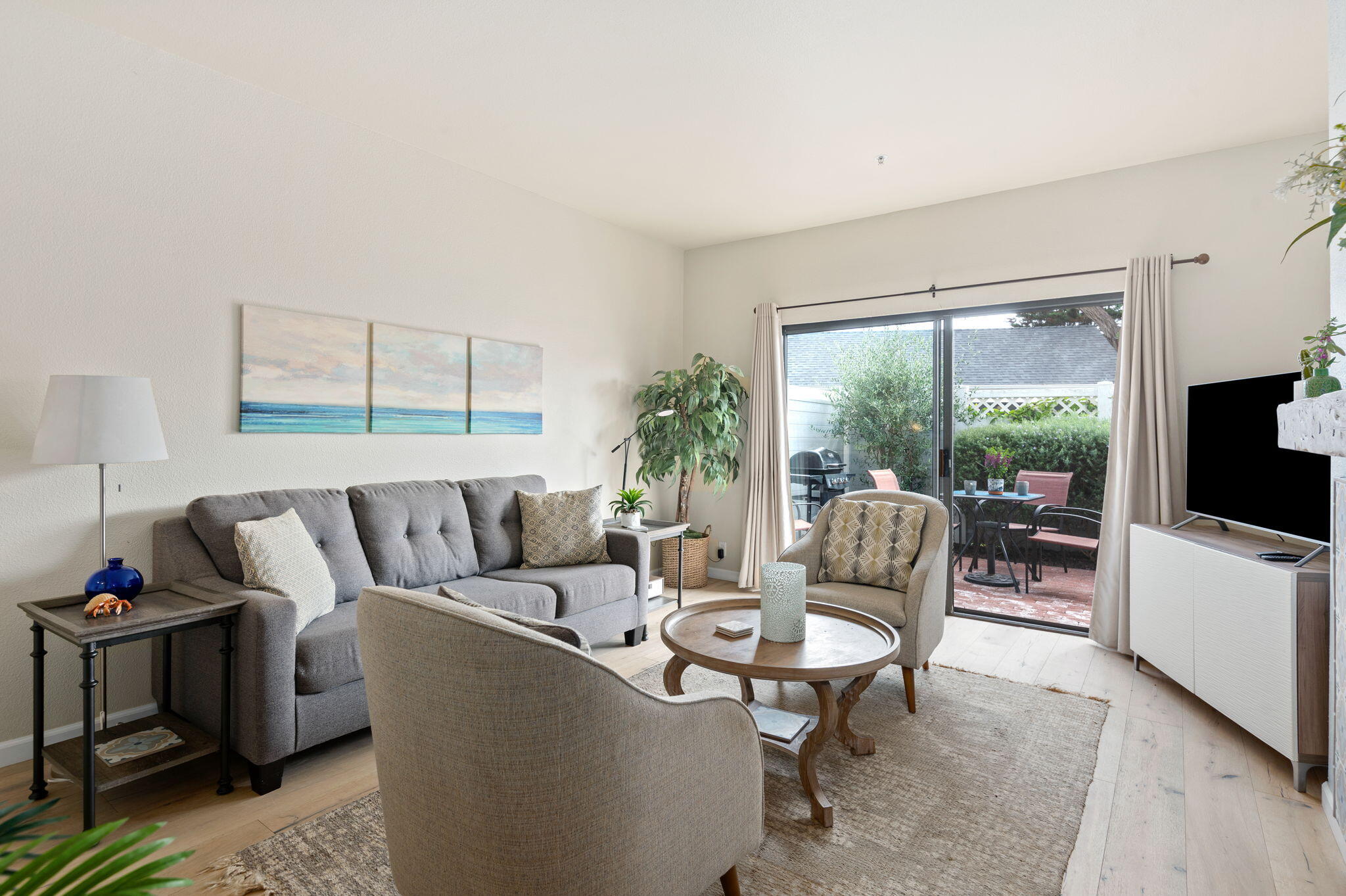4525 Carpinteria Avenue Unit: A