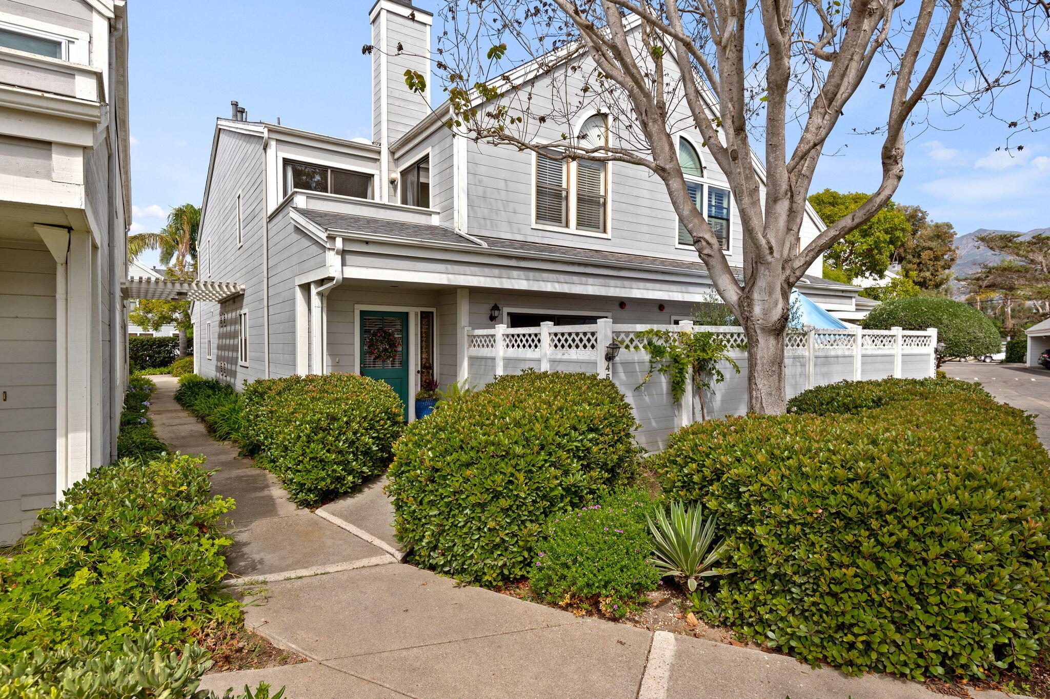 4525 Carpinteria Avenue Unit: A