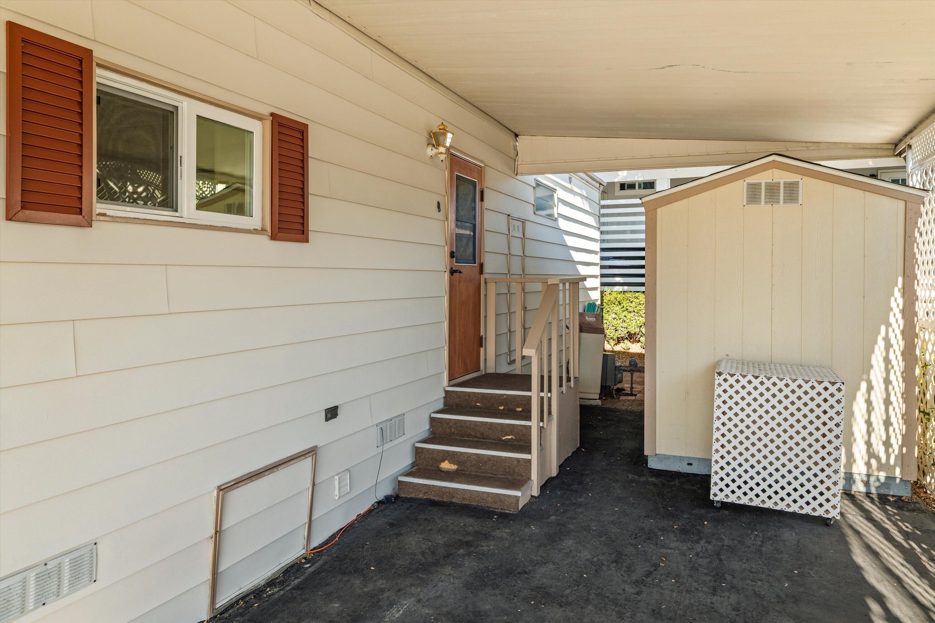 333 Old Mill Road, 332