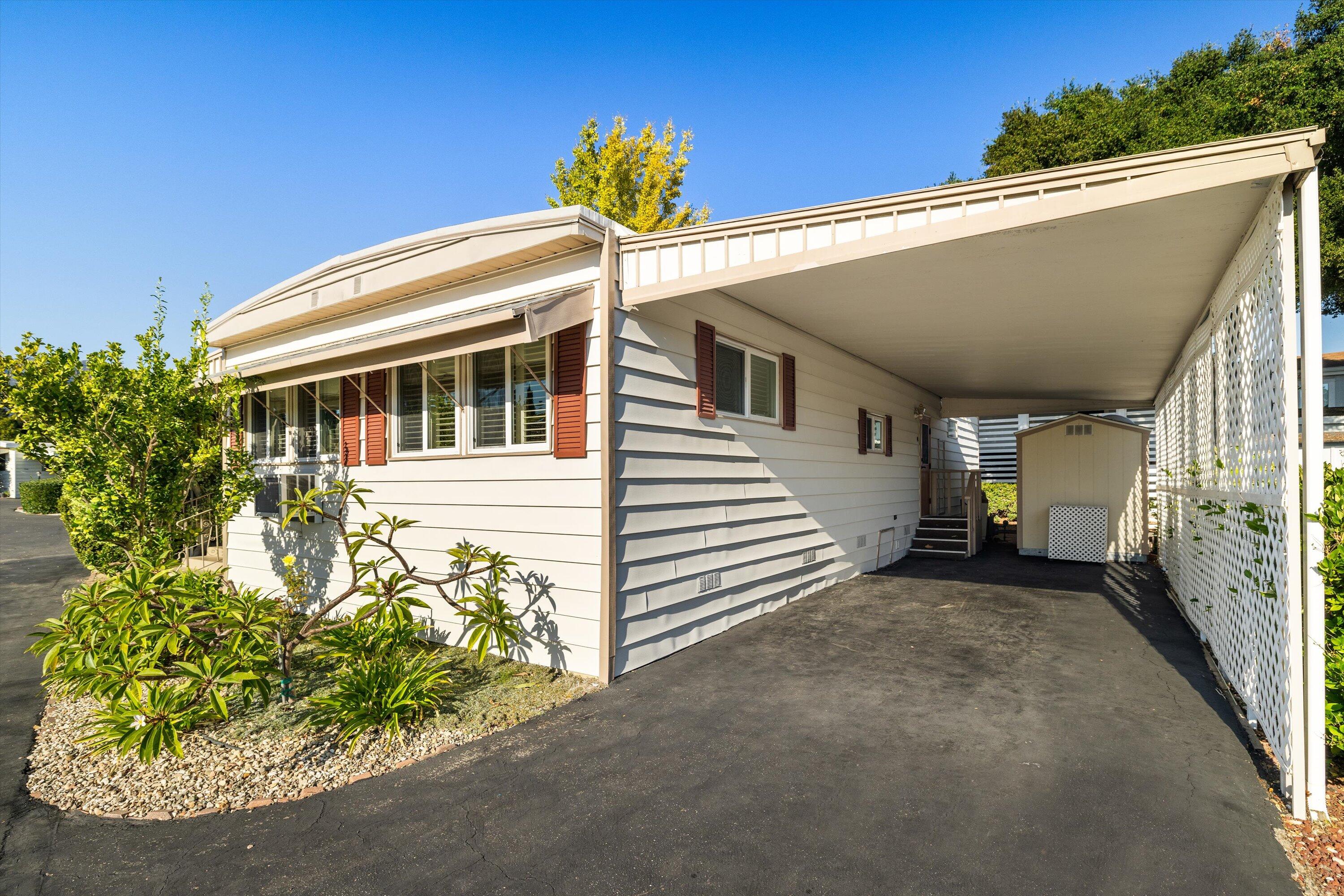 333 Old Mill Road, 332