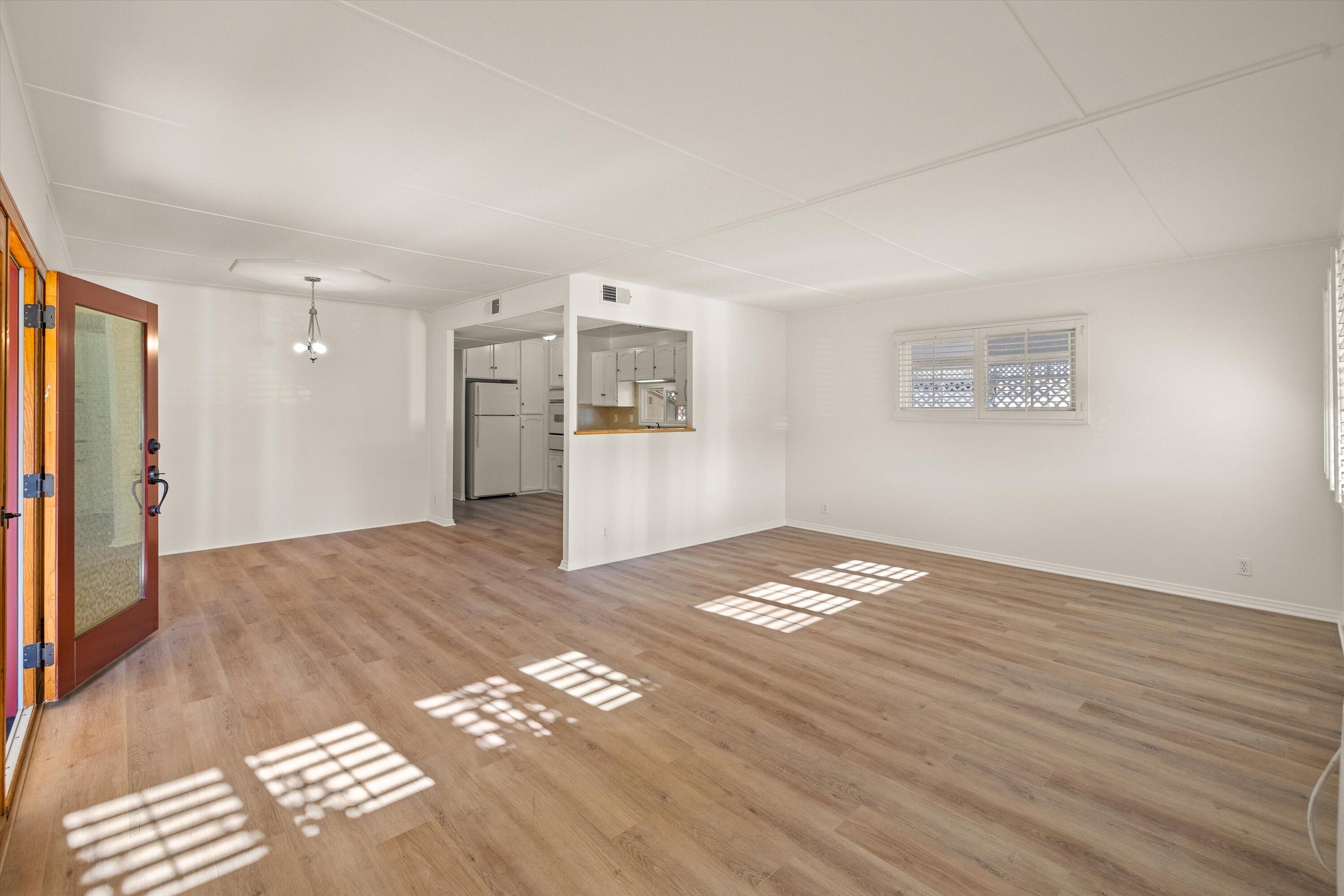 333 Old Mill Road, 332