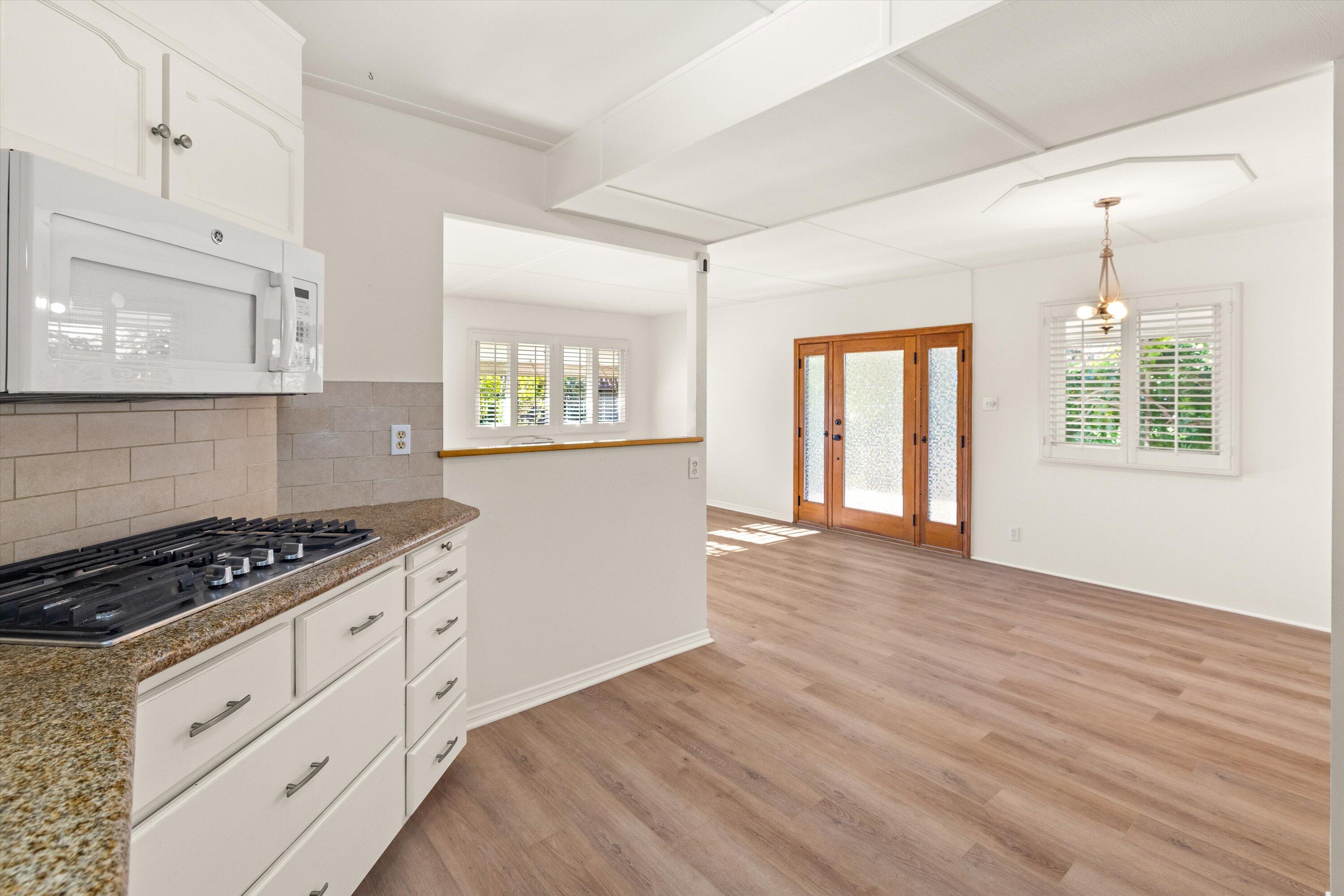 333 Old Mill Road, 332