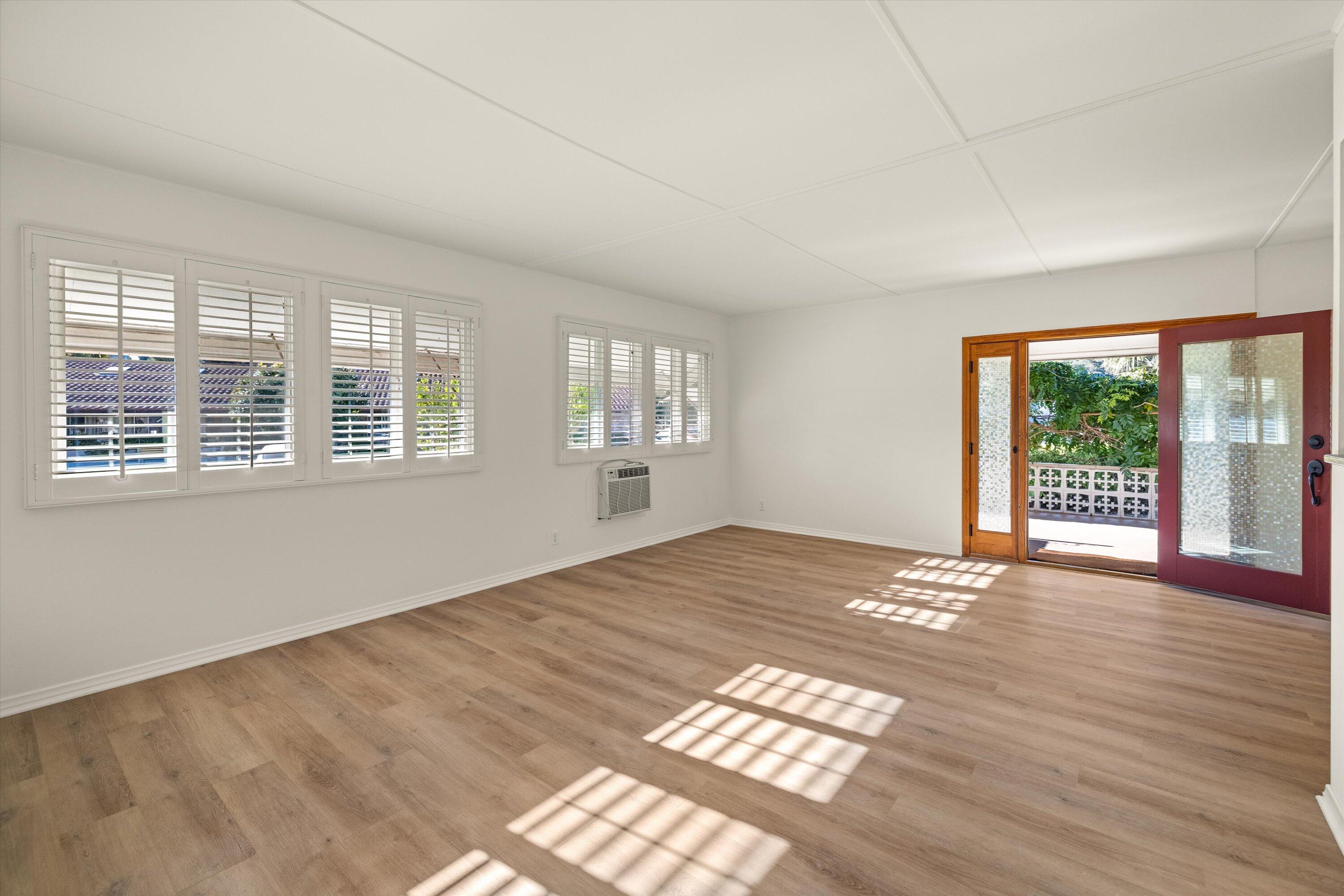 333 Old Mill Road, 332