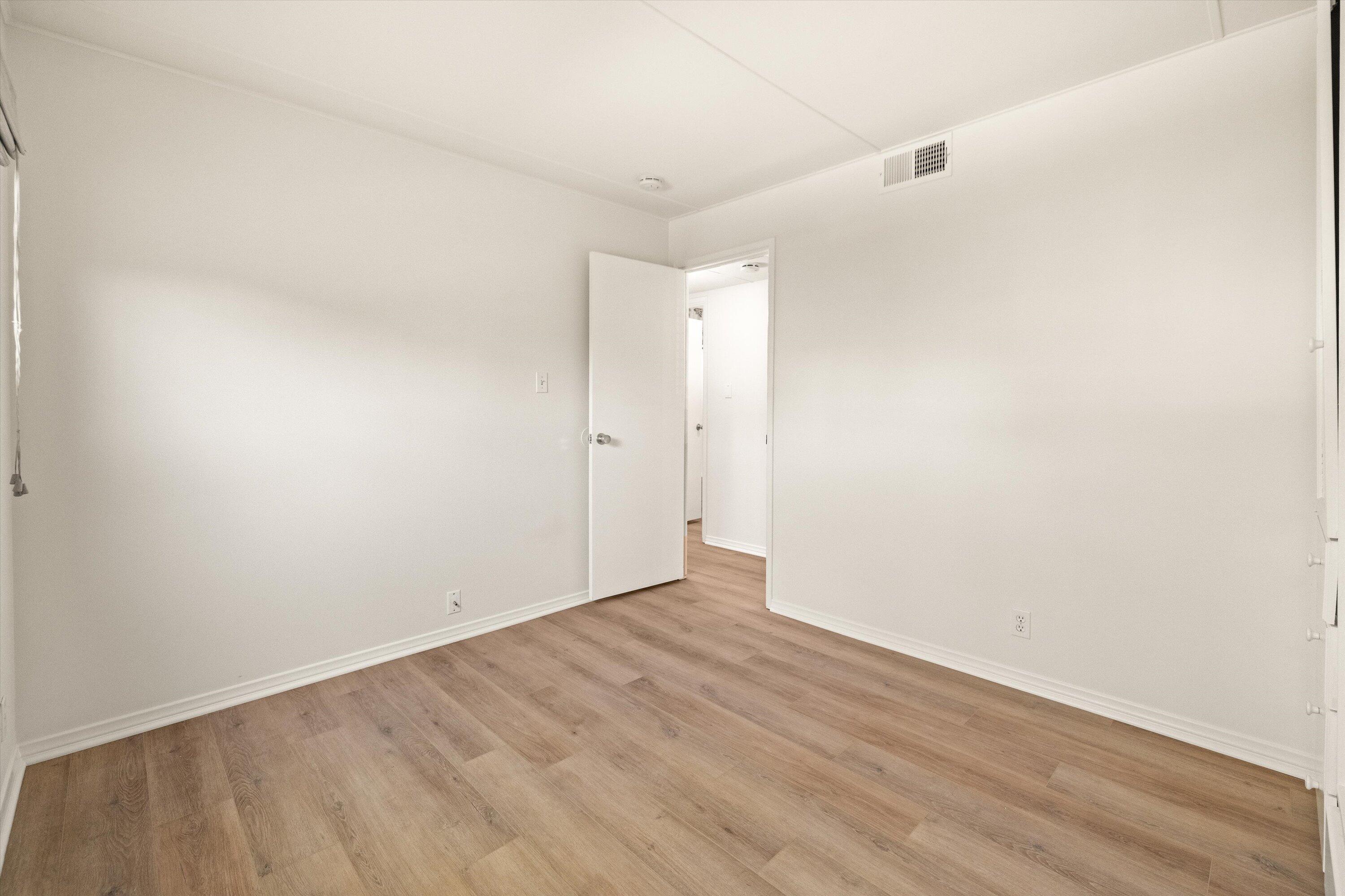 333 Old Mill Road, 332