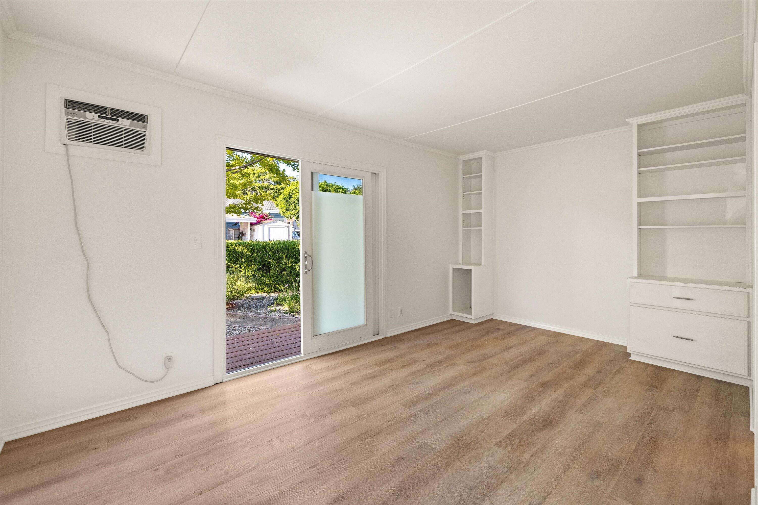 333 Old Mill Road, 332