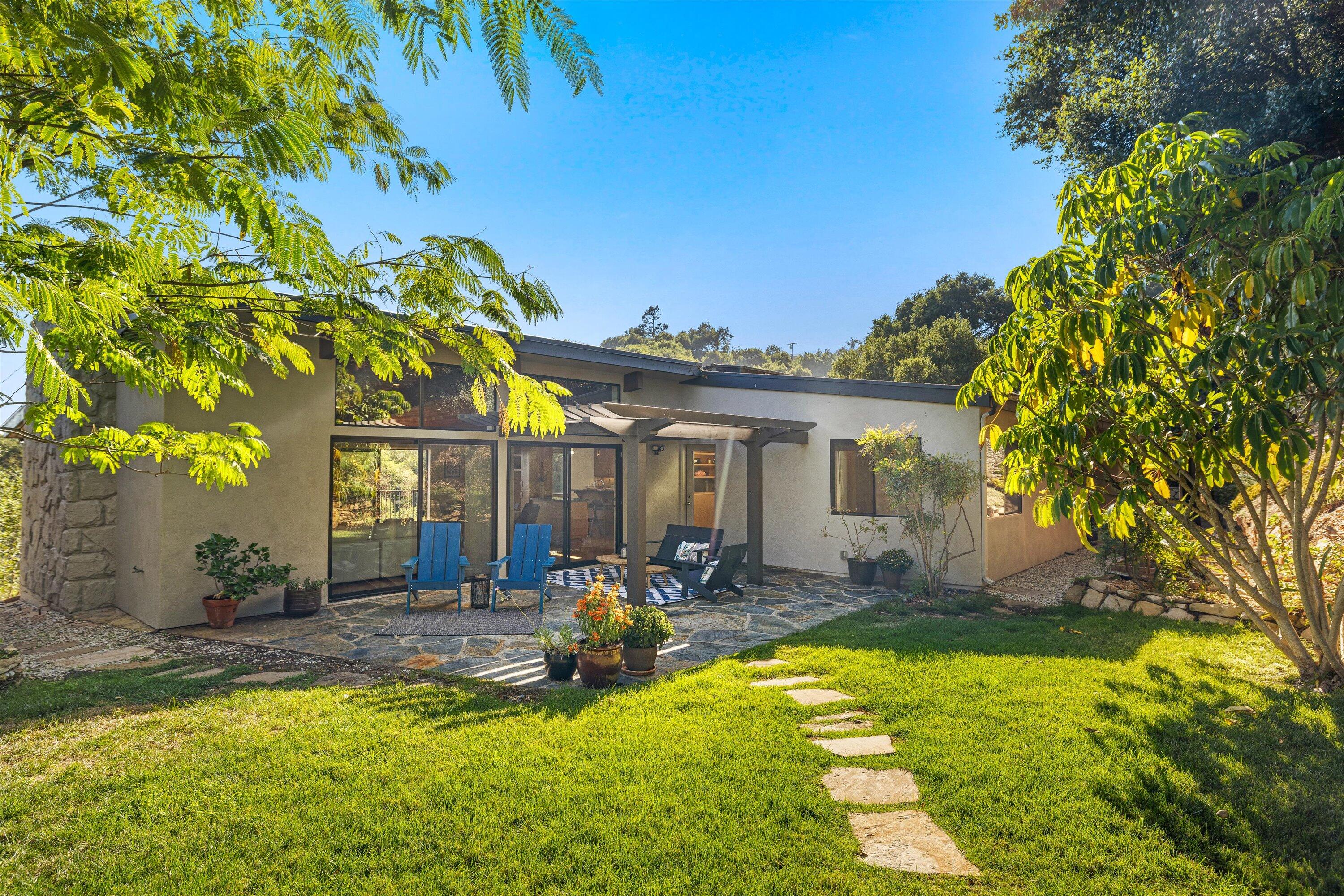 1297 Tunnel Road