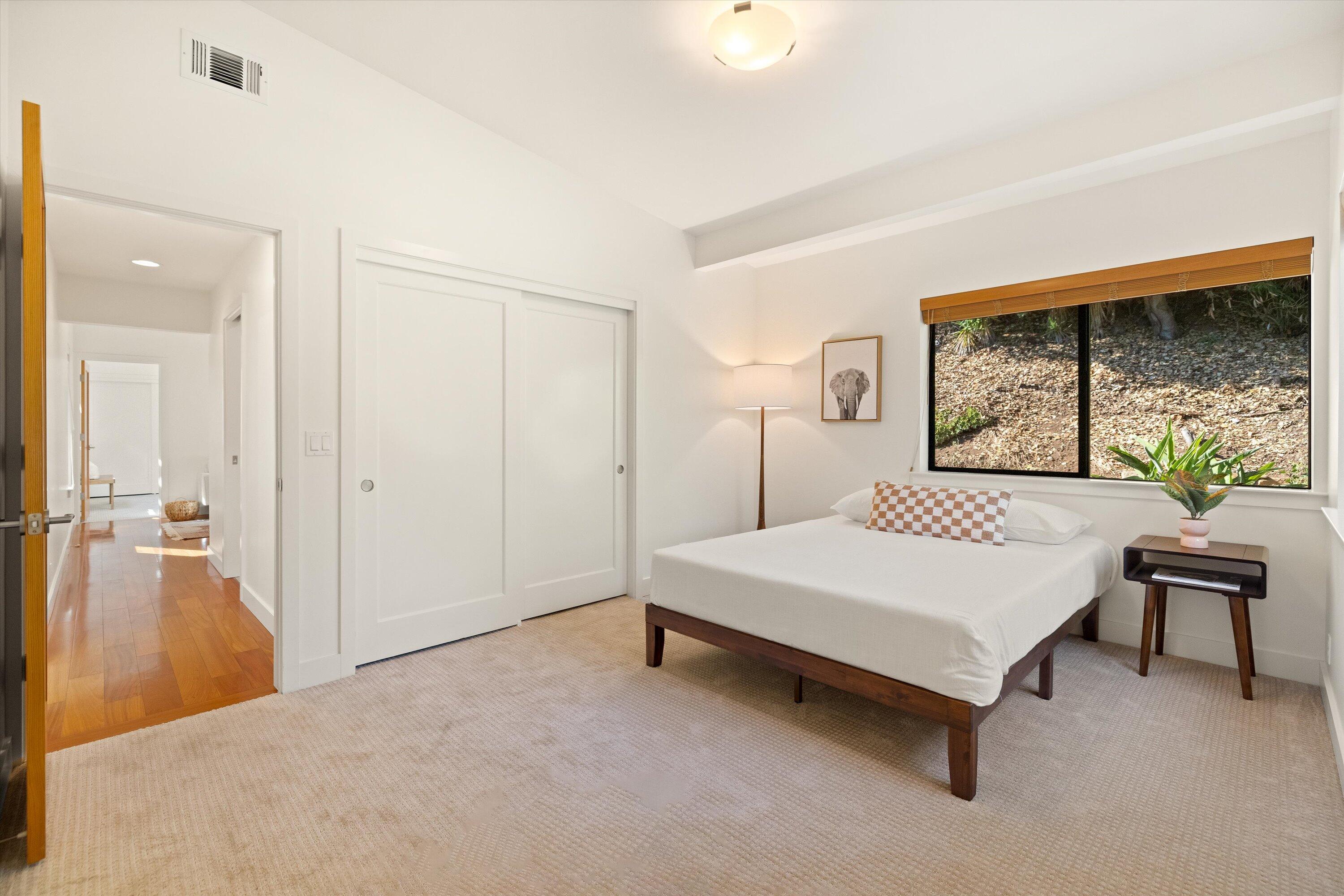 1297 Tunnel Road