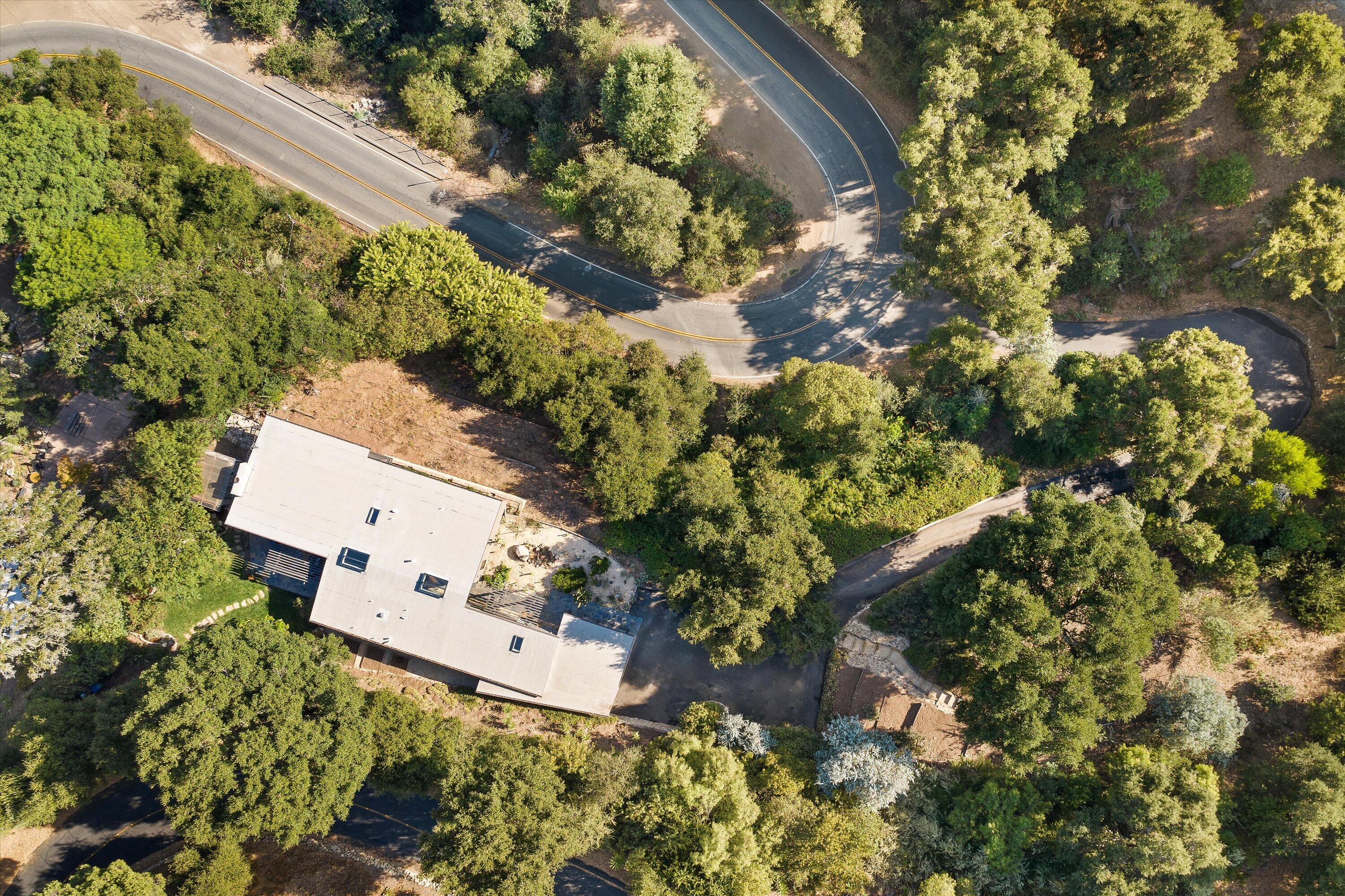 1297 Tunnel Road