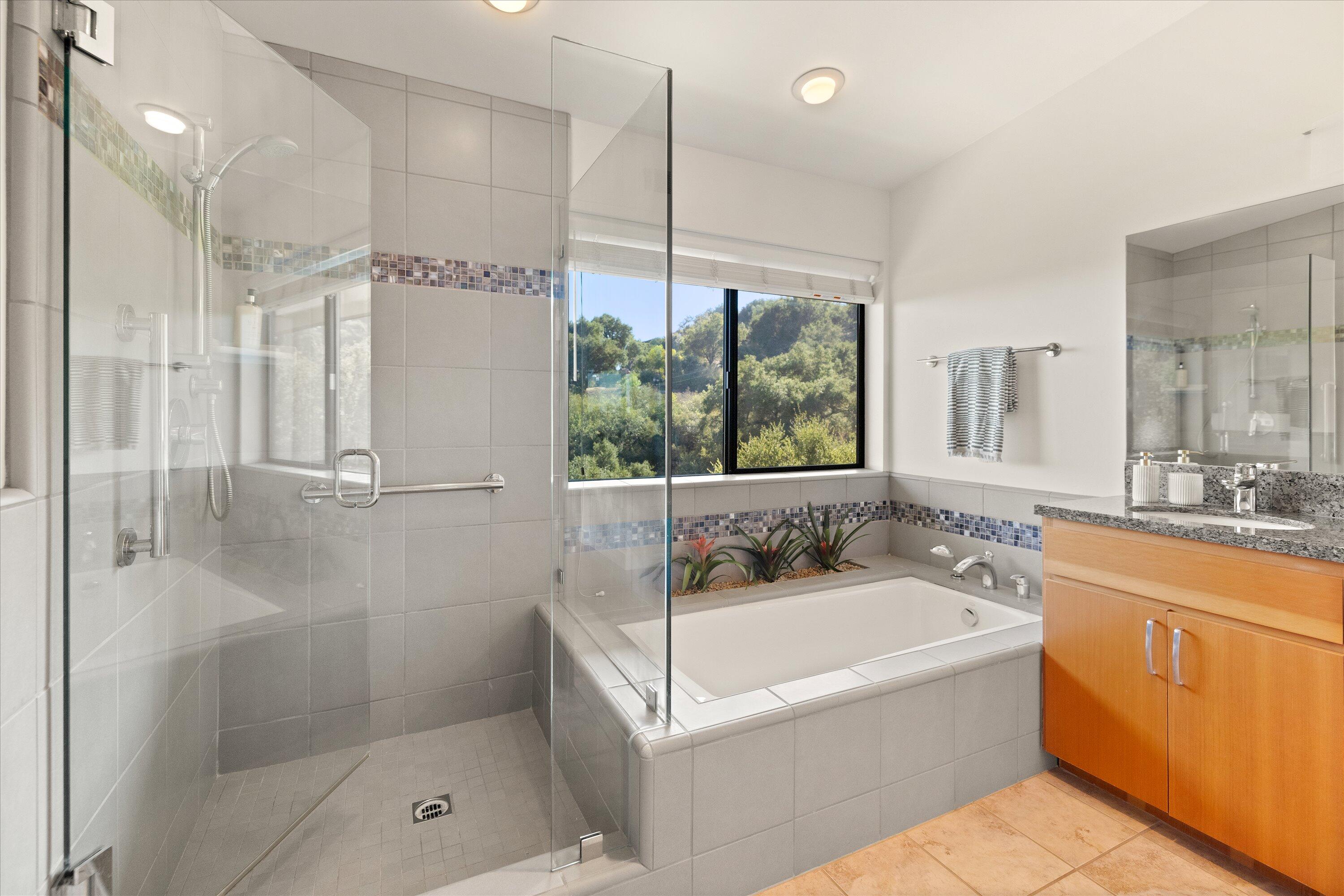 1297 Tunnel Road