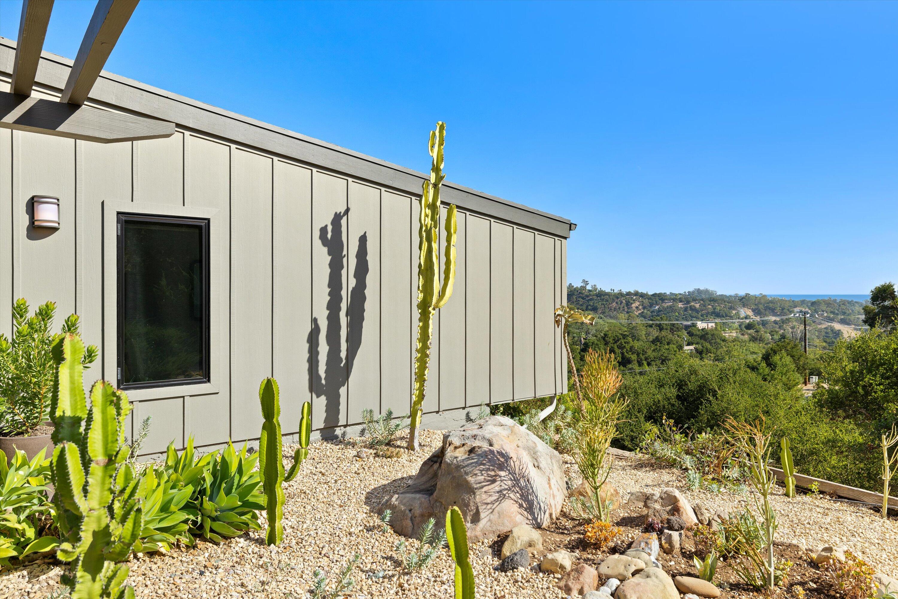 1297 Tunnel Road