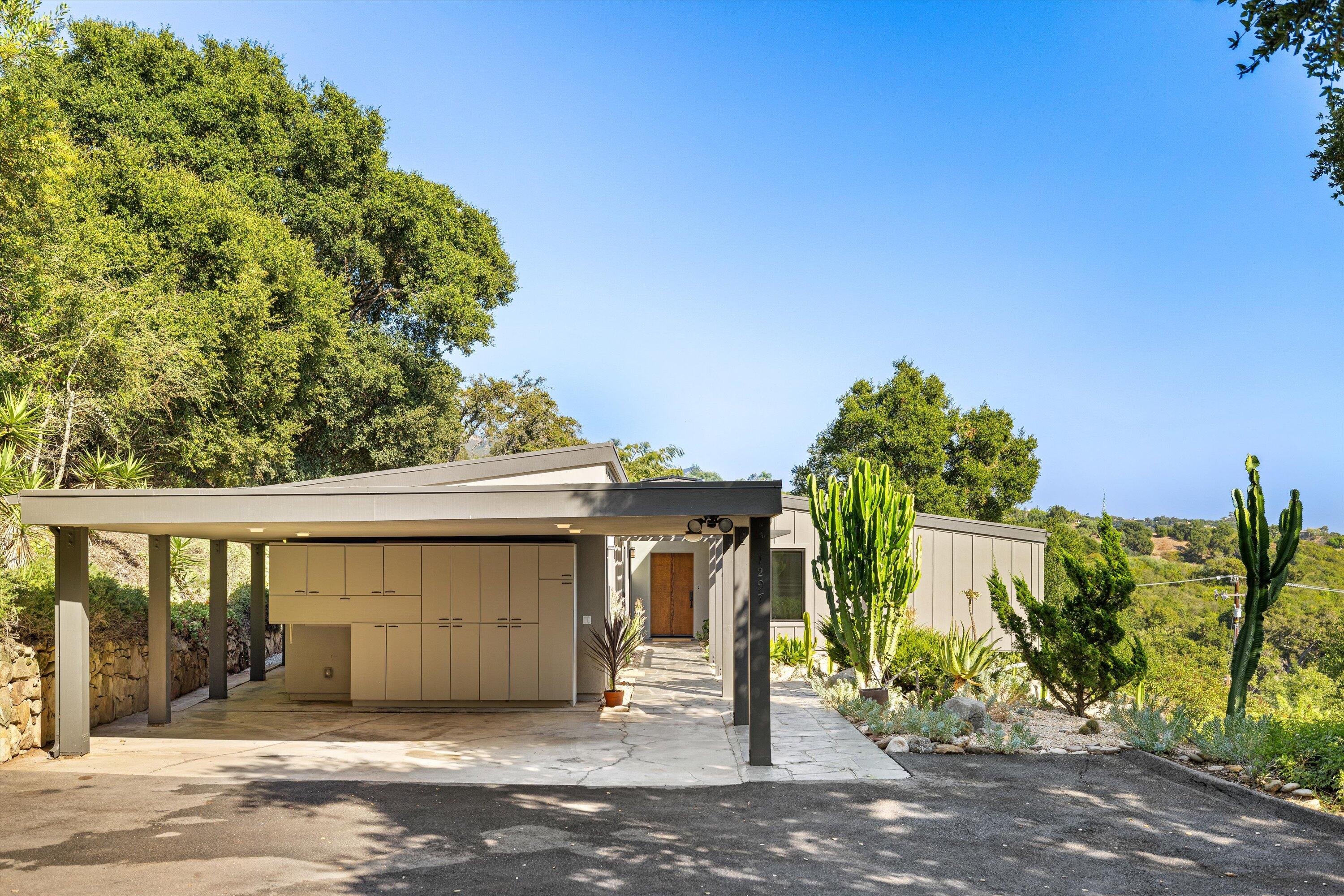 1297 Tunnel Road