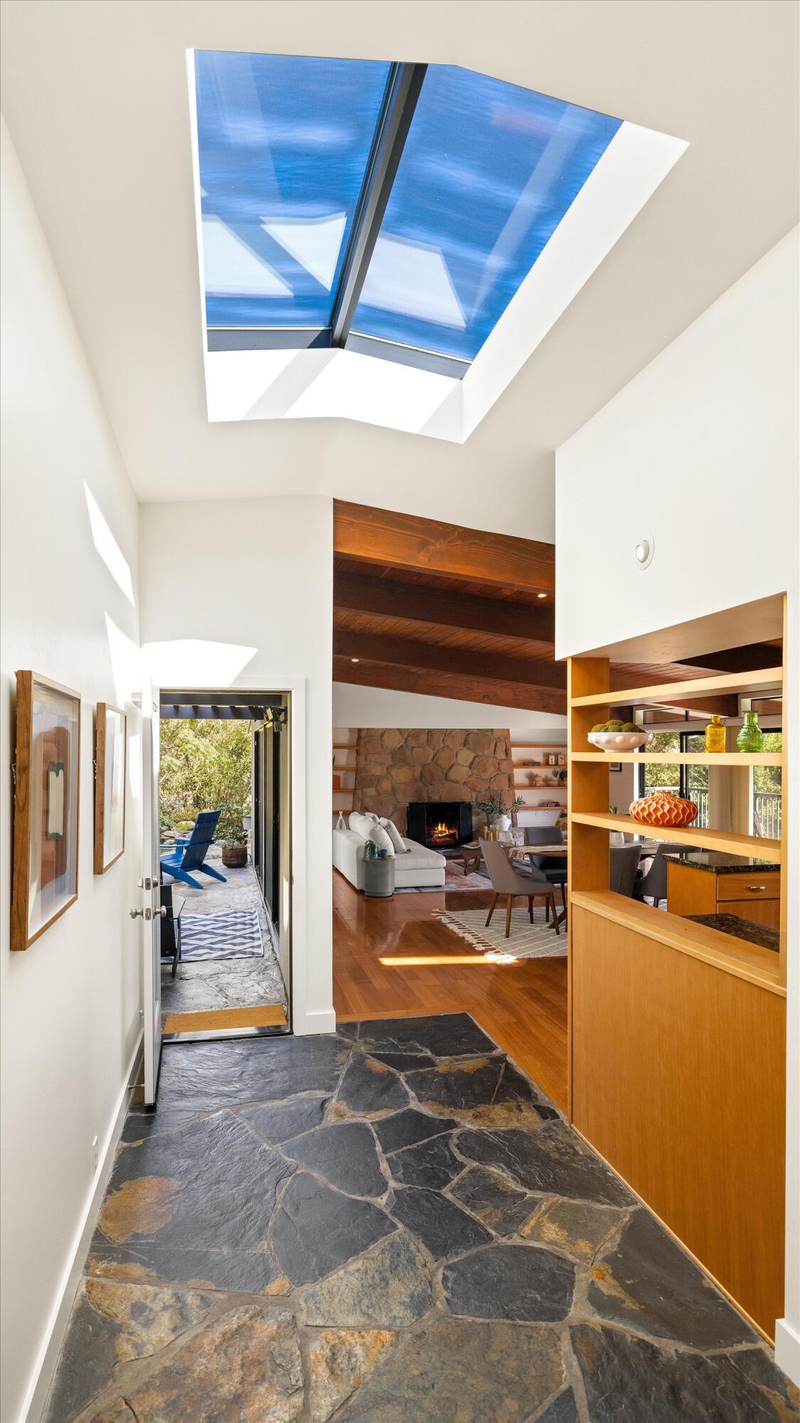 1297 Tunnel Road