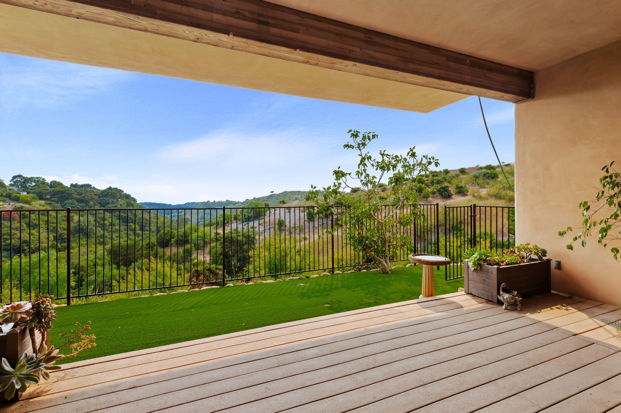 2827 Palomino Ridge Lane