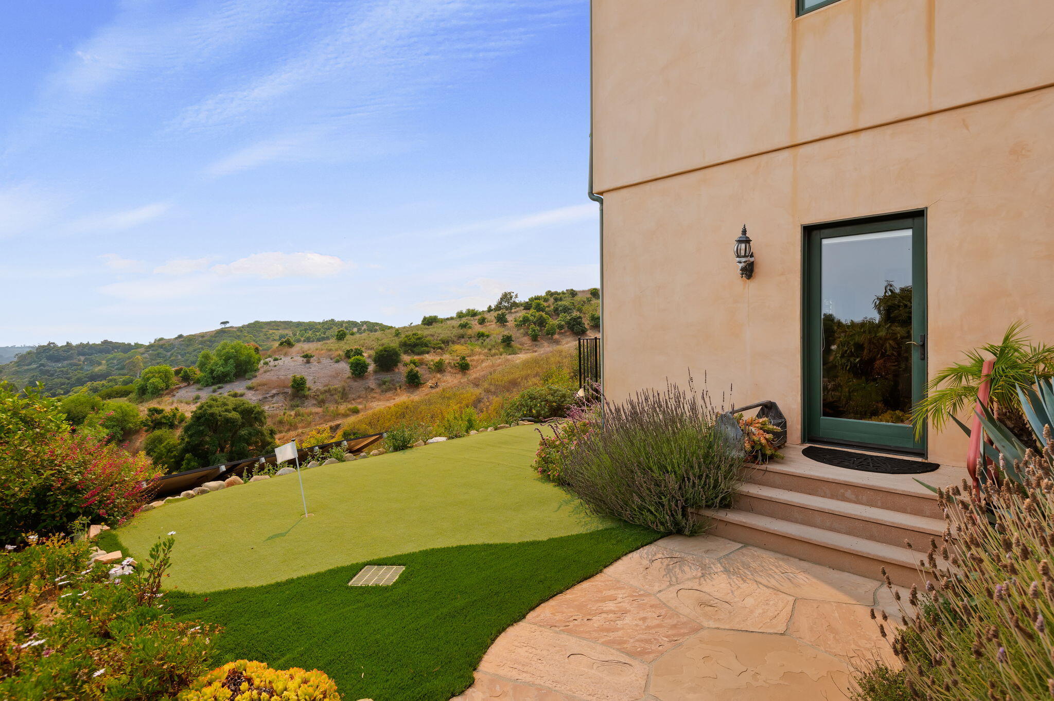 2827 Palomino Ridge Lane