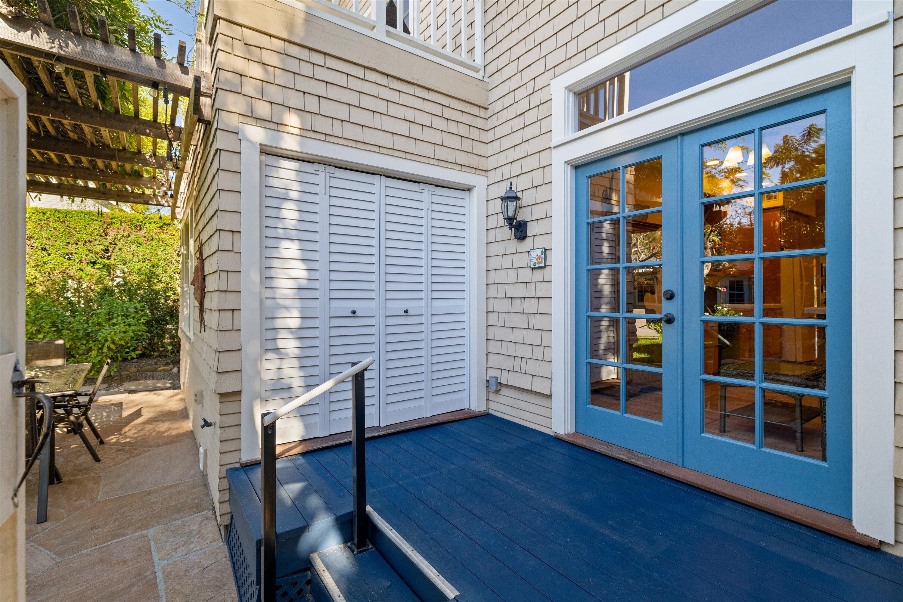 426 W Los Olivos Street