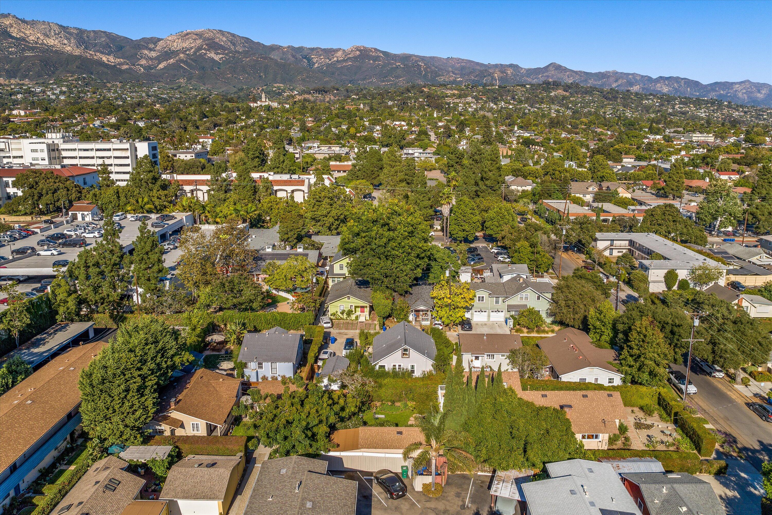 426 W Los Olivos Street
