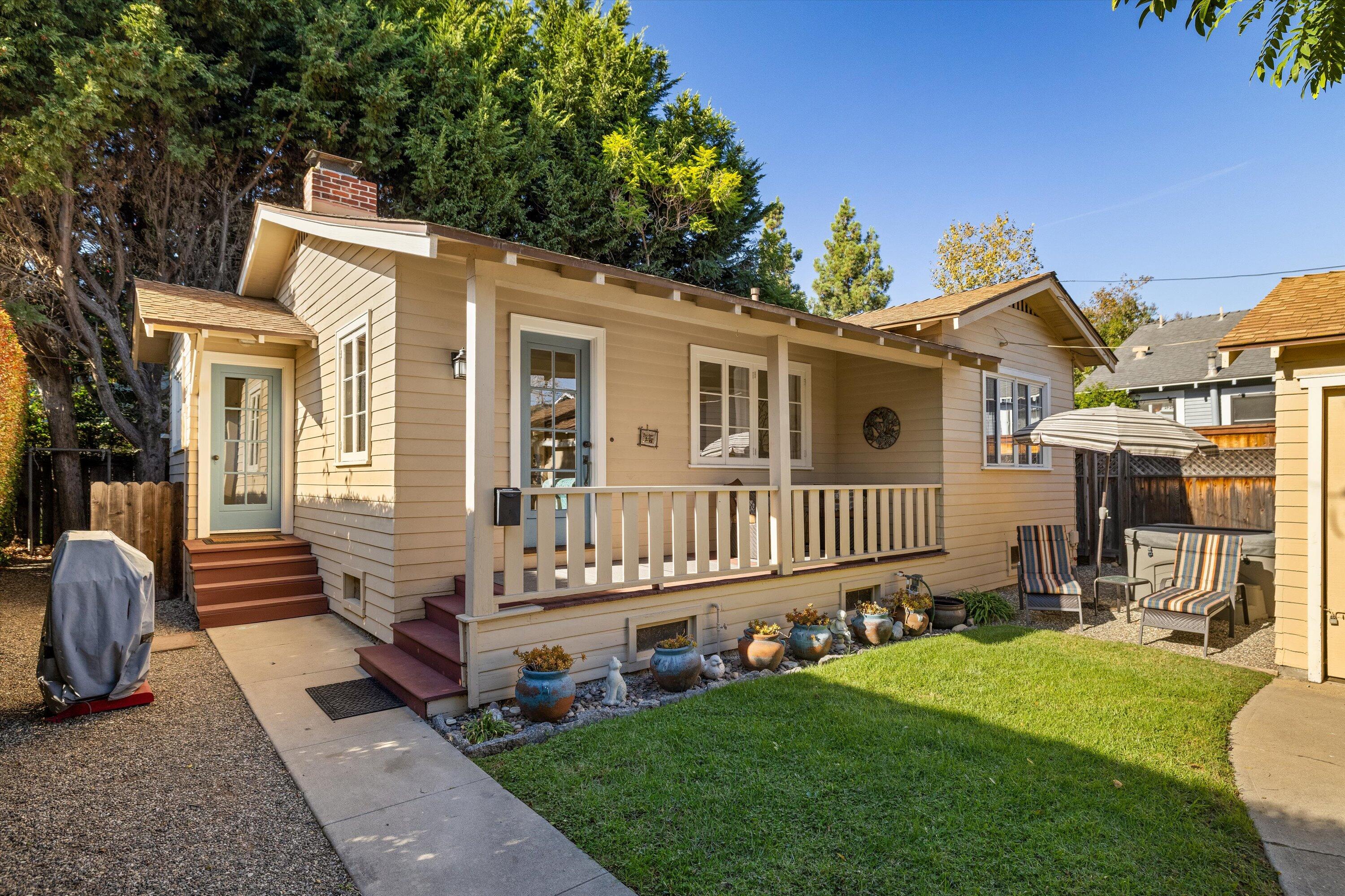 426 W Los Olivos Street