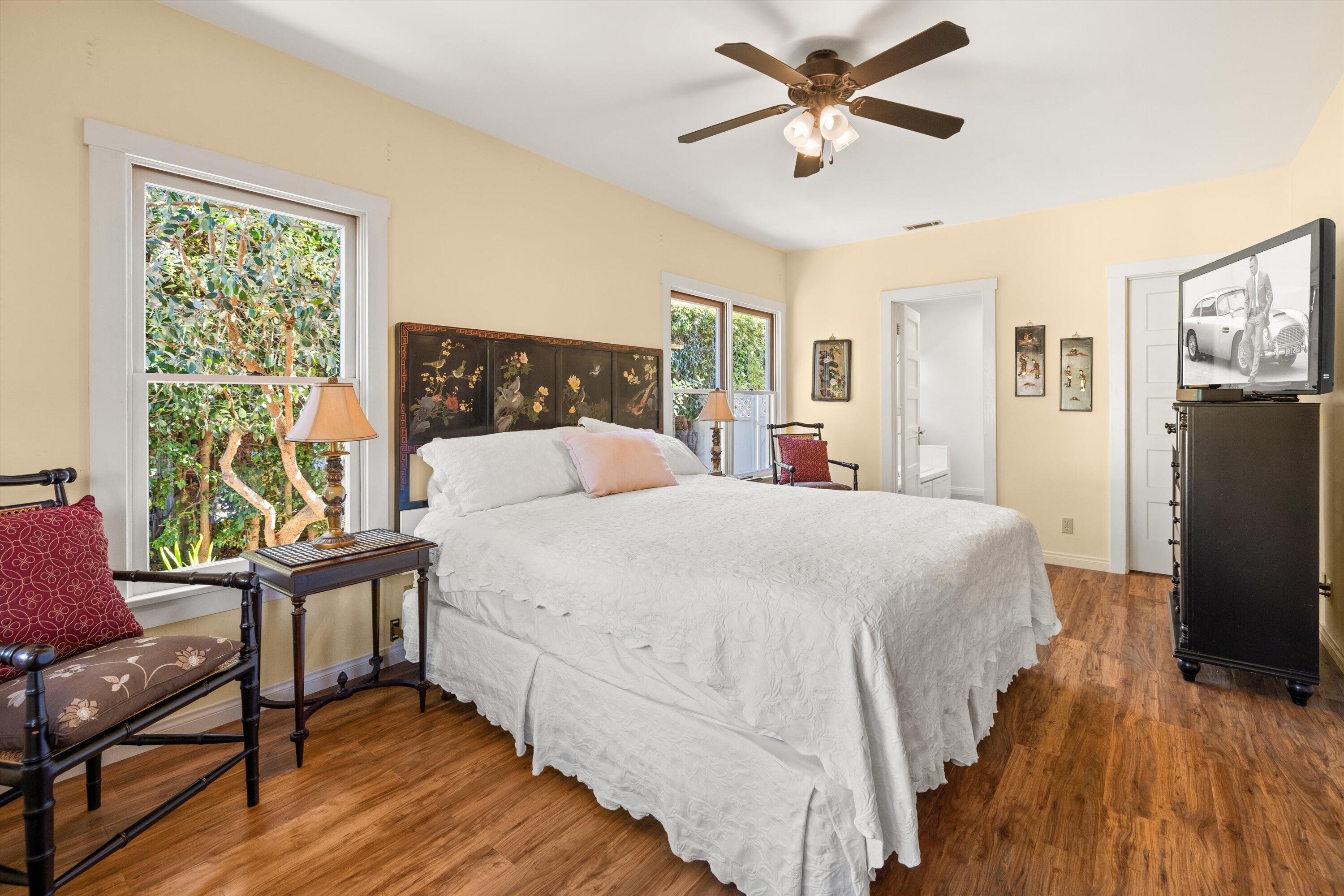 426 W Los Olivos Street
