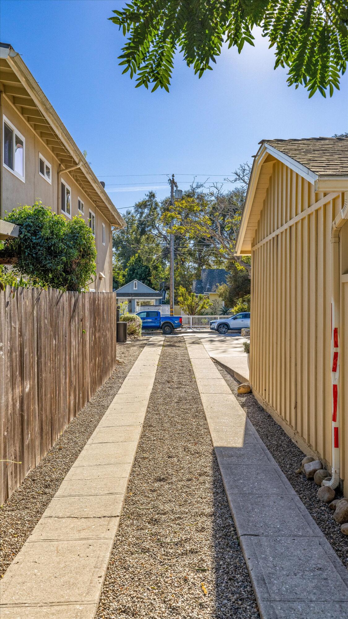 426 W Los Olivos Street