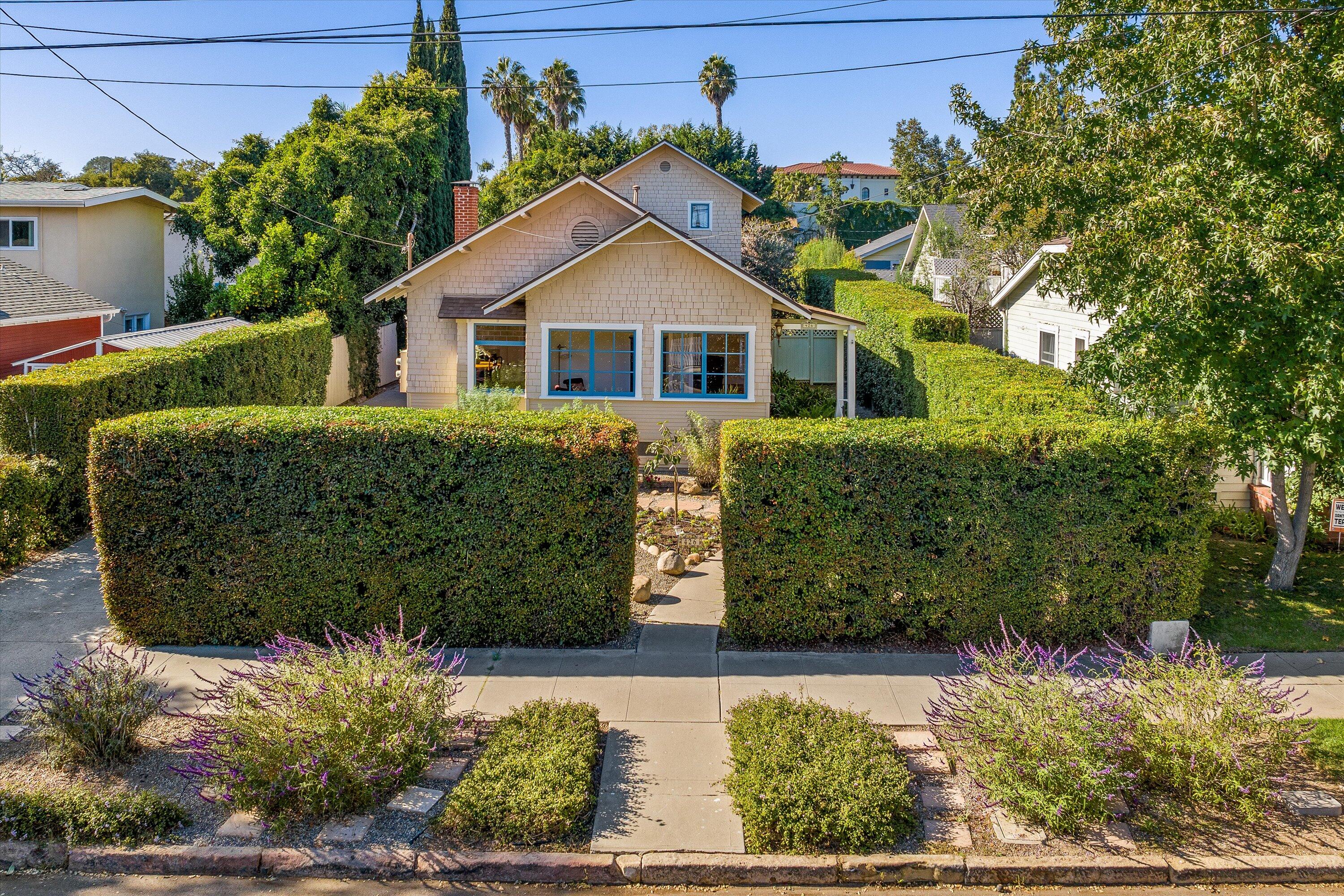 426 W Los Olivos Street
