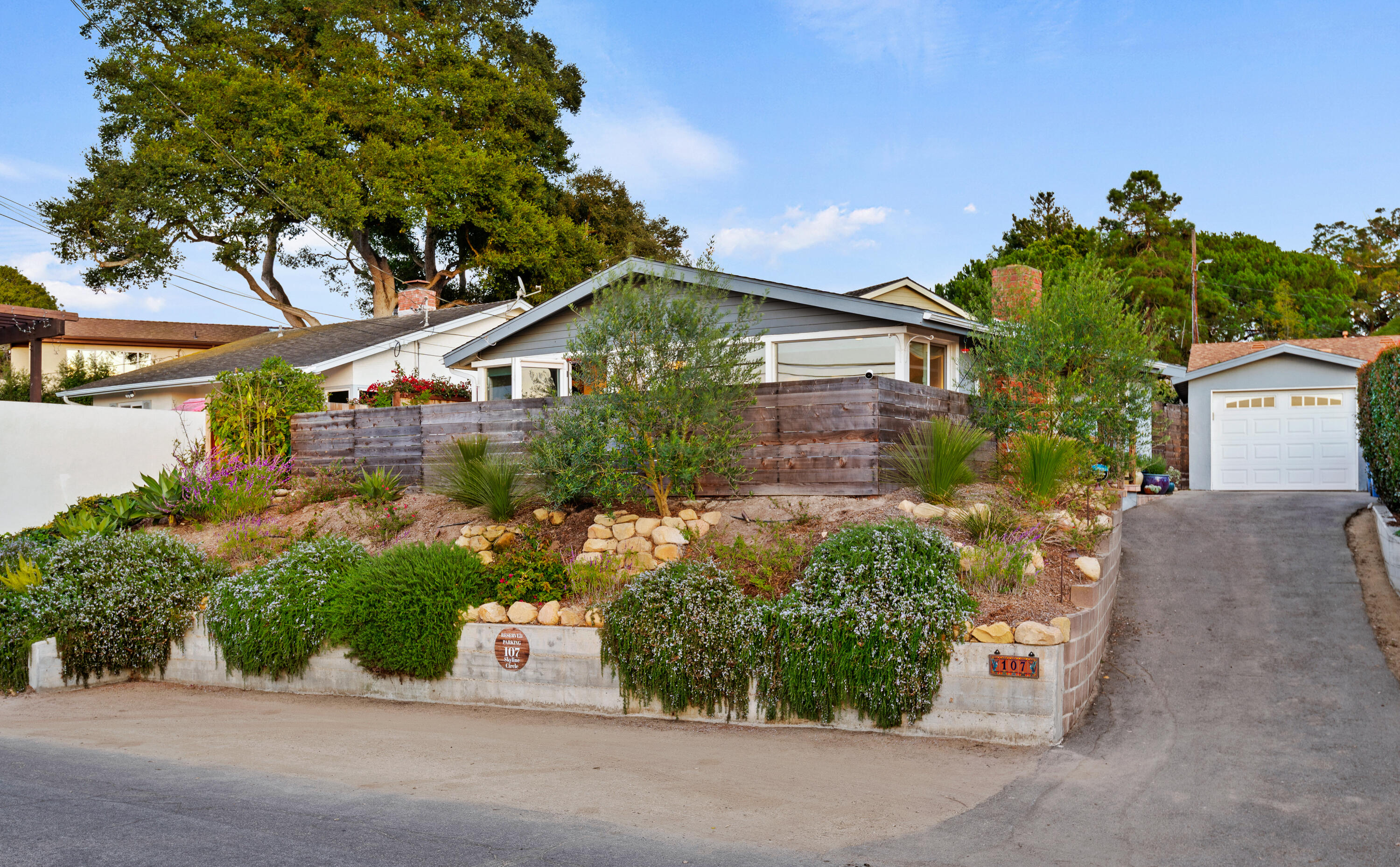 107 Skyline Circle