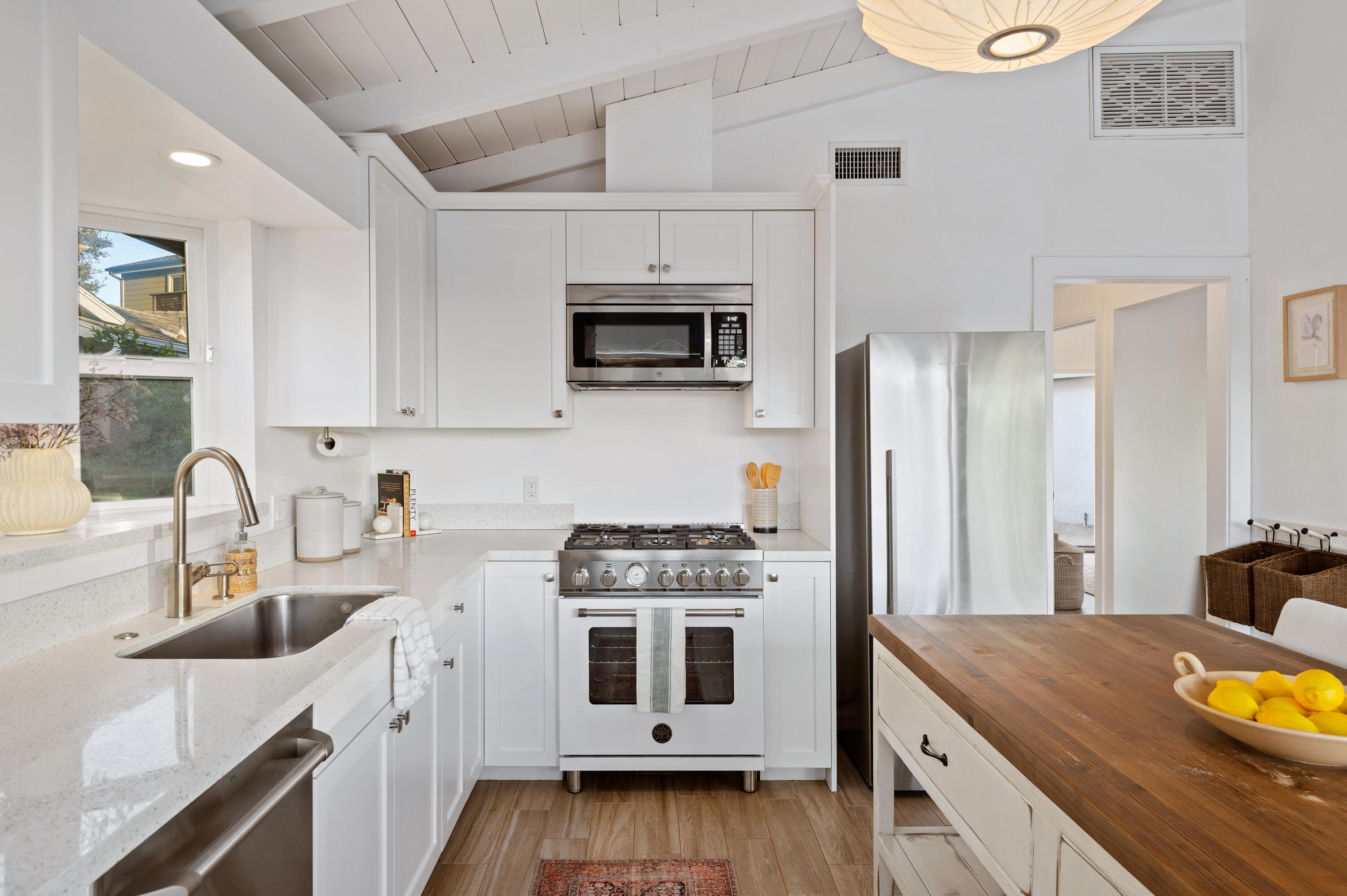 107 Skyline Circle
