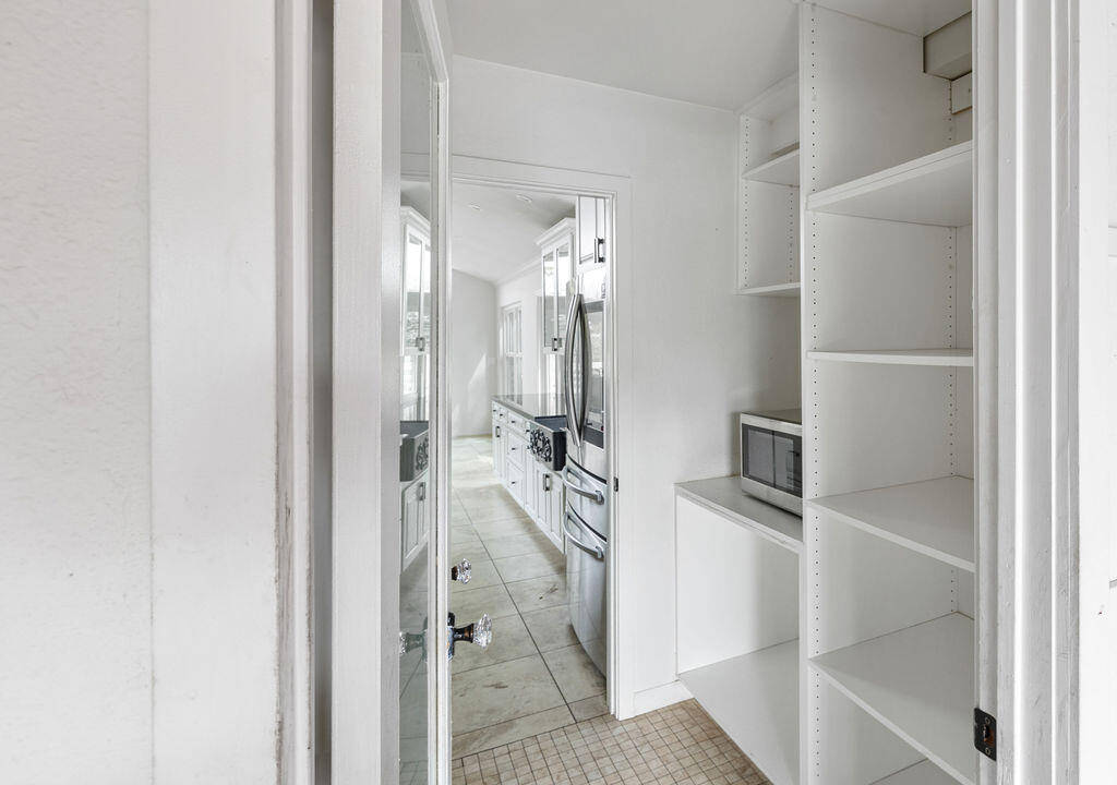 2329 Vista Madera