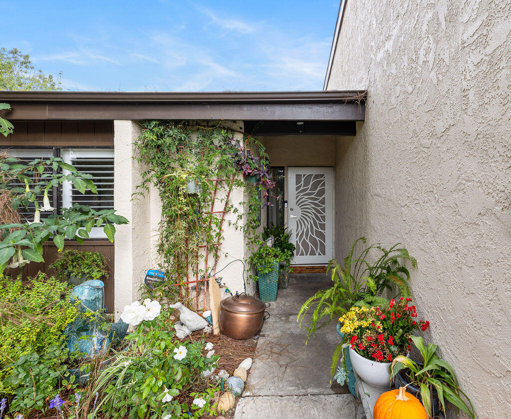 2329 Vista Madera