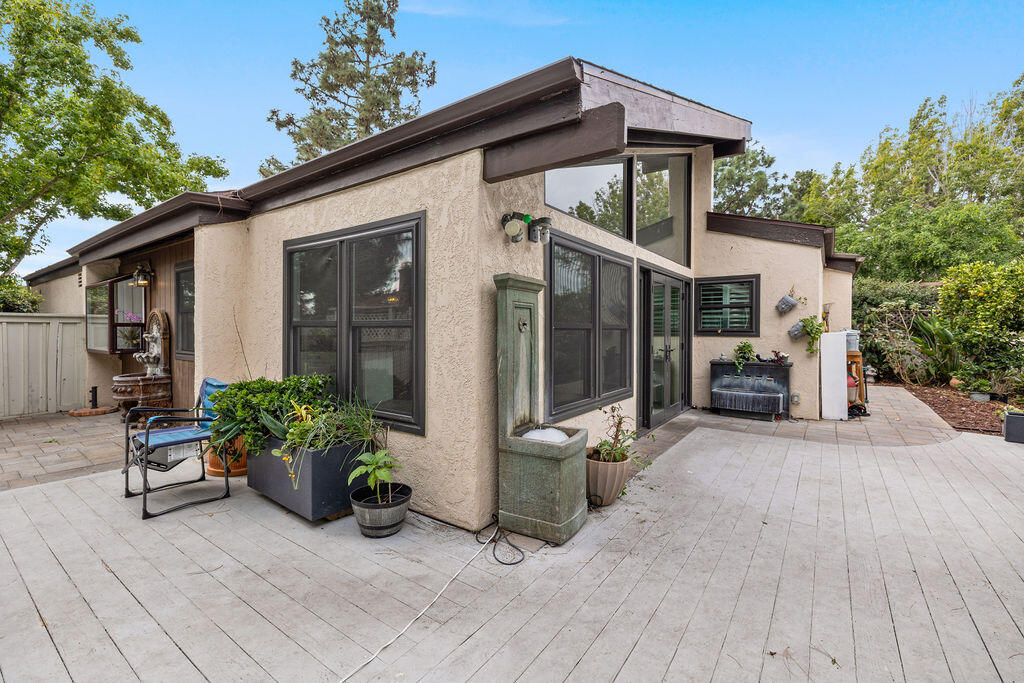 2329 Vista Madera