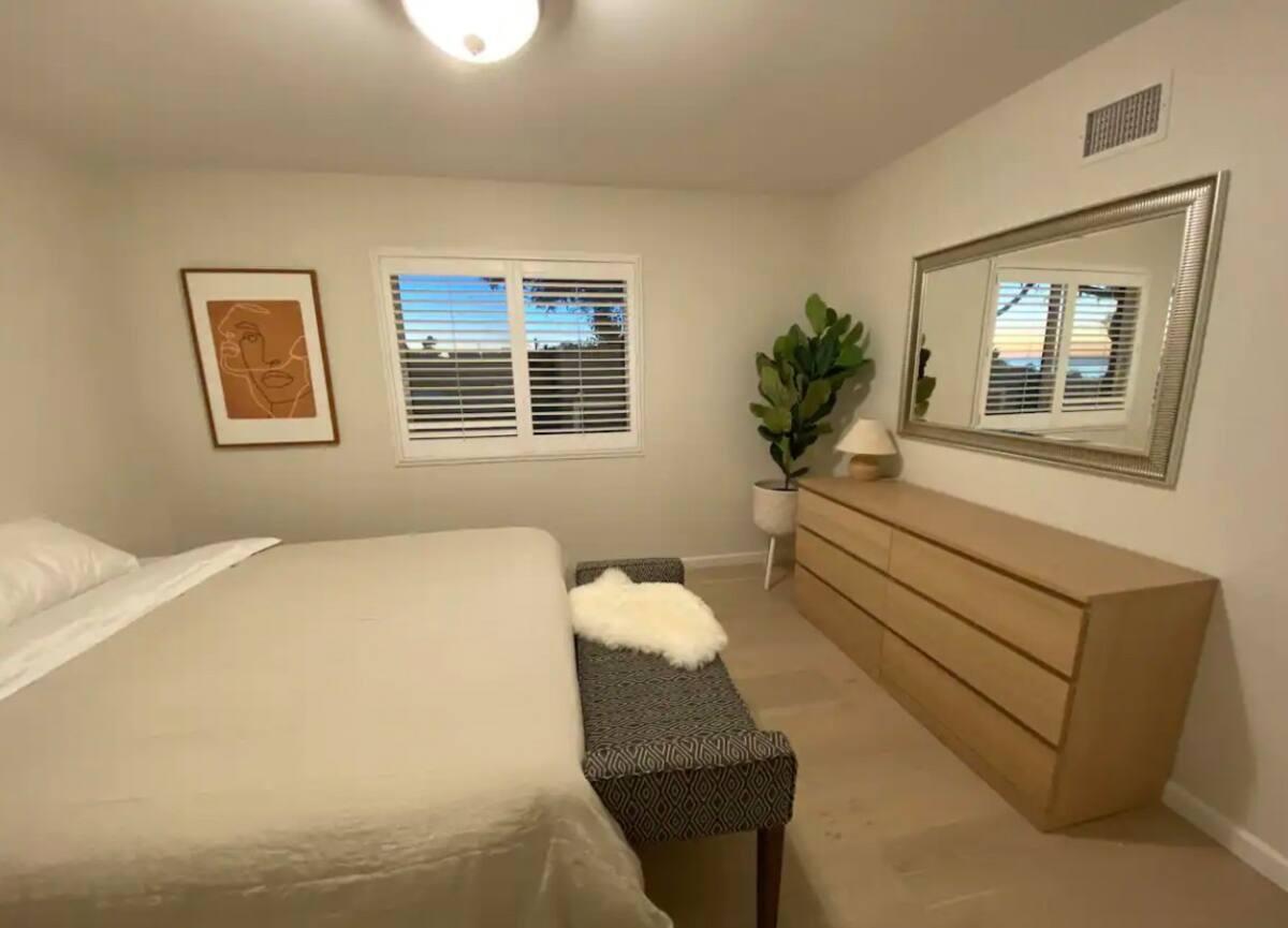 633 Island View Drive