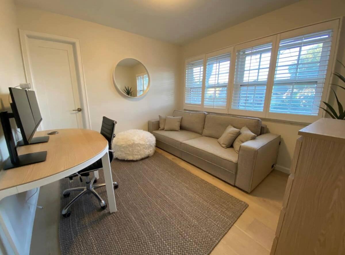 633 Island View Drive