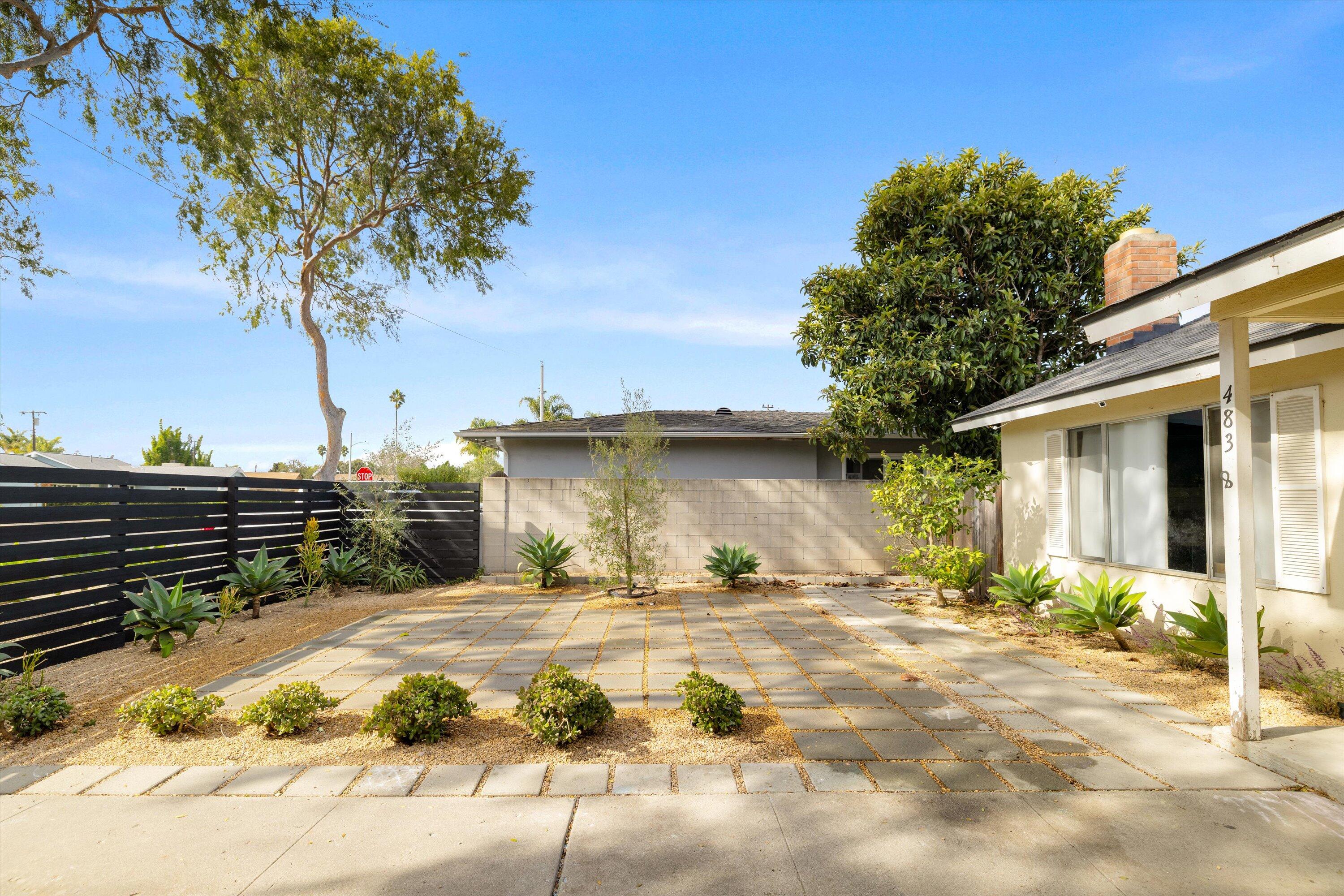 4838 Payton Street