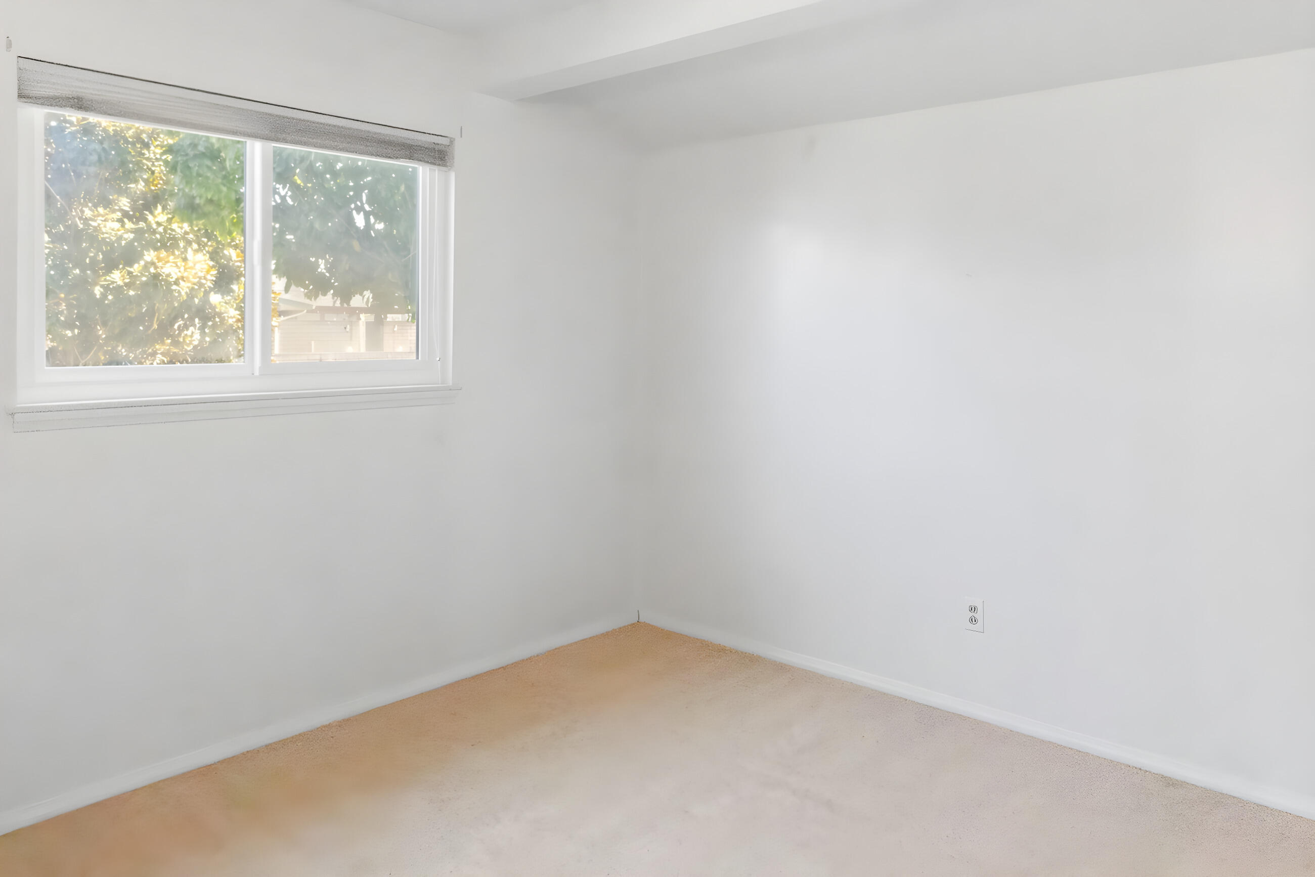 1133 N Gardenia