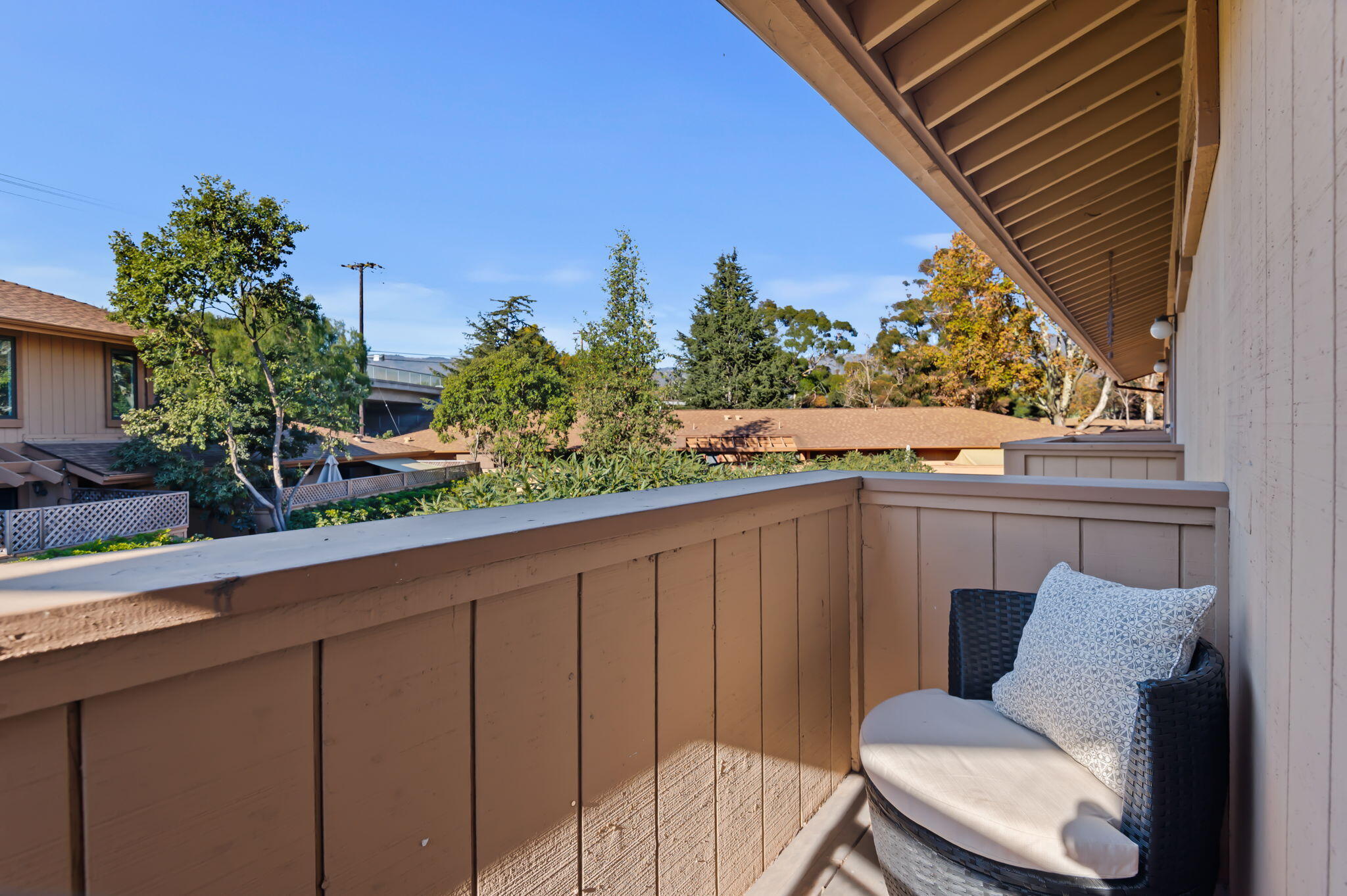 5290 Overpass Road 8