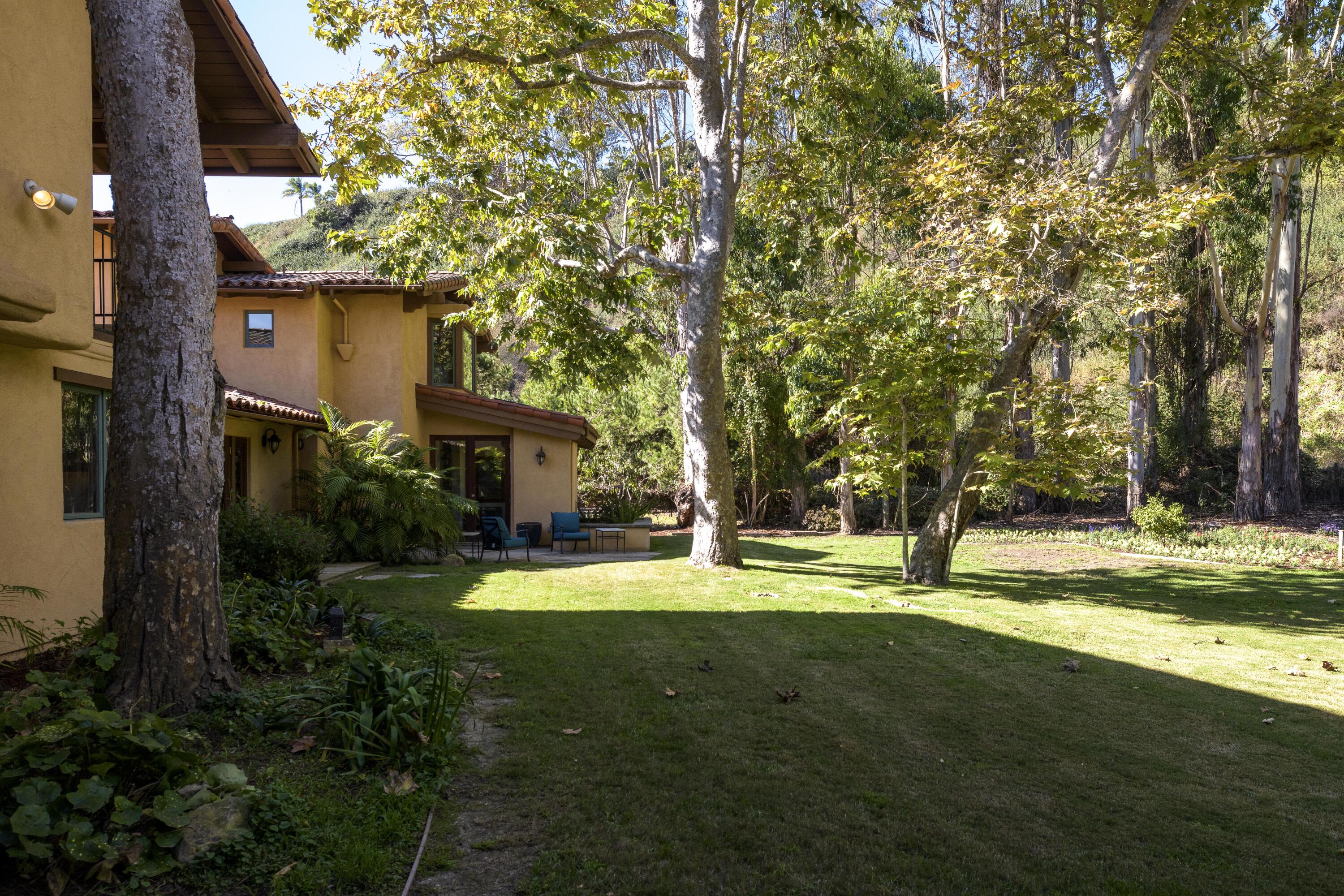 2938 Cliff Drive