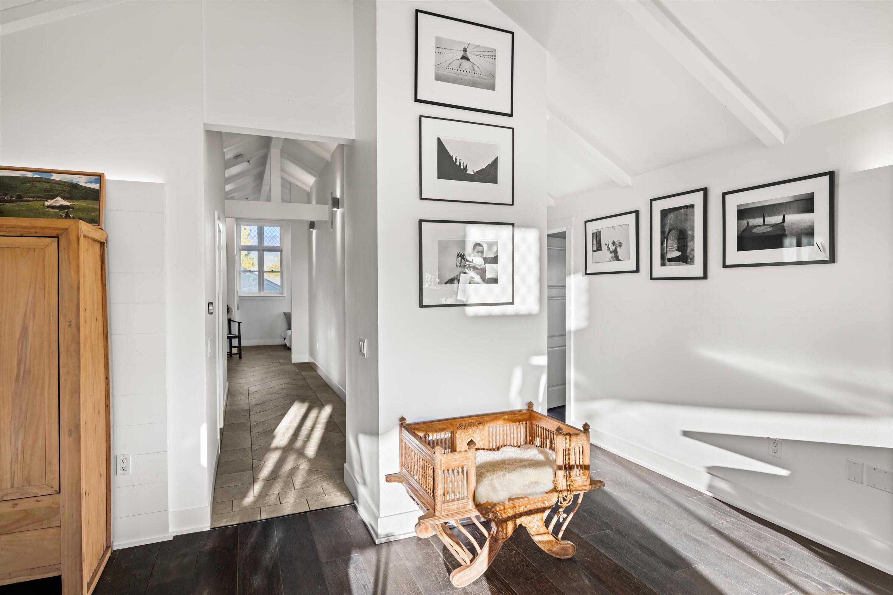 1227 De La Vina Street Unit C