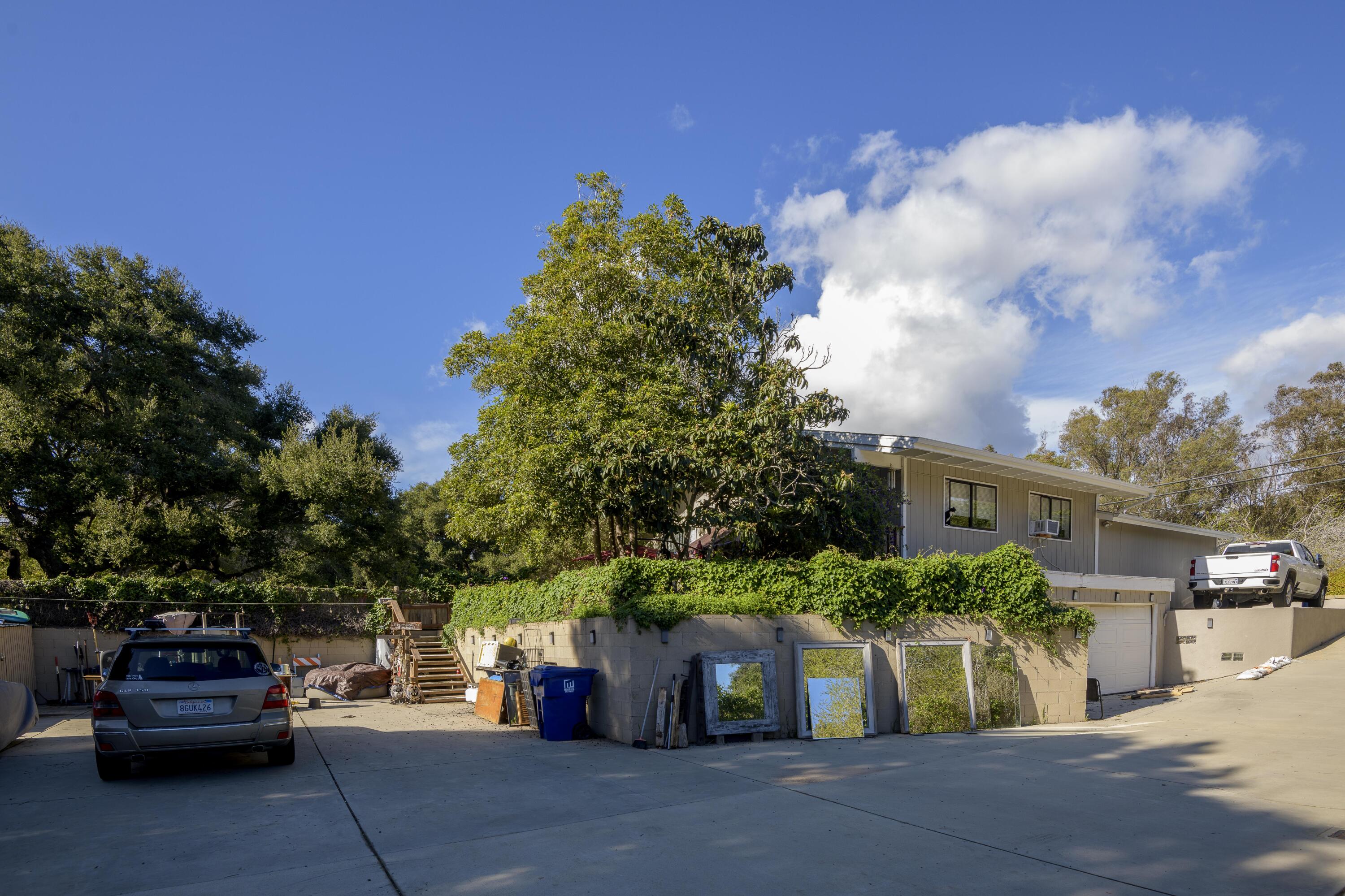 3583 Modoc Road